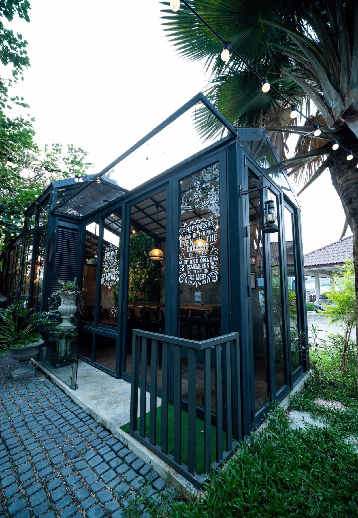 The Sine Cafe’, Whispering cafe, รักษ์น้ำคาเฟ่, Orenchi Cafe, KAWA Coffee and Co., Orenchi Specialty Coffee, Attitude Coffee, Memory House Cafe, In Garden Hut Cafe, ChataThammachart, She's The Legend Cafe, RIVA floating cafe, Good Mood House, นึก คาเฟ่ - วัดไร่ขิง, Ton Khao Terrace, CHADA Tea Boutique, Kark Crof.f