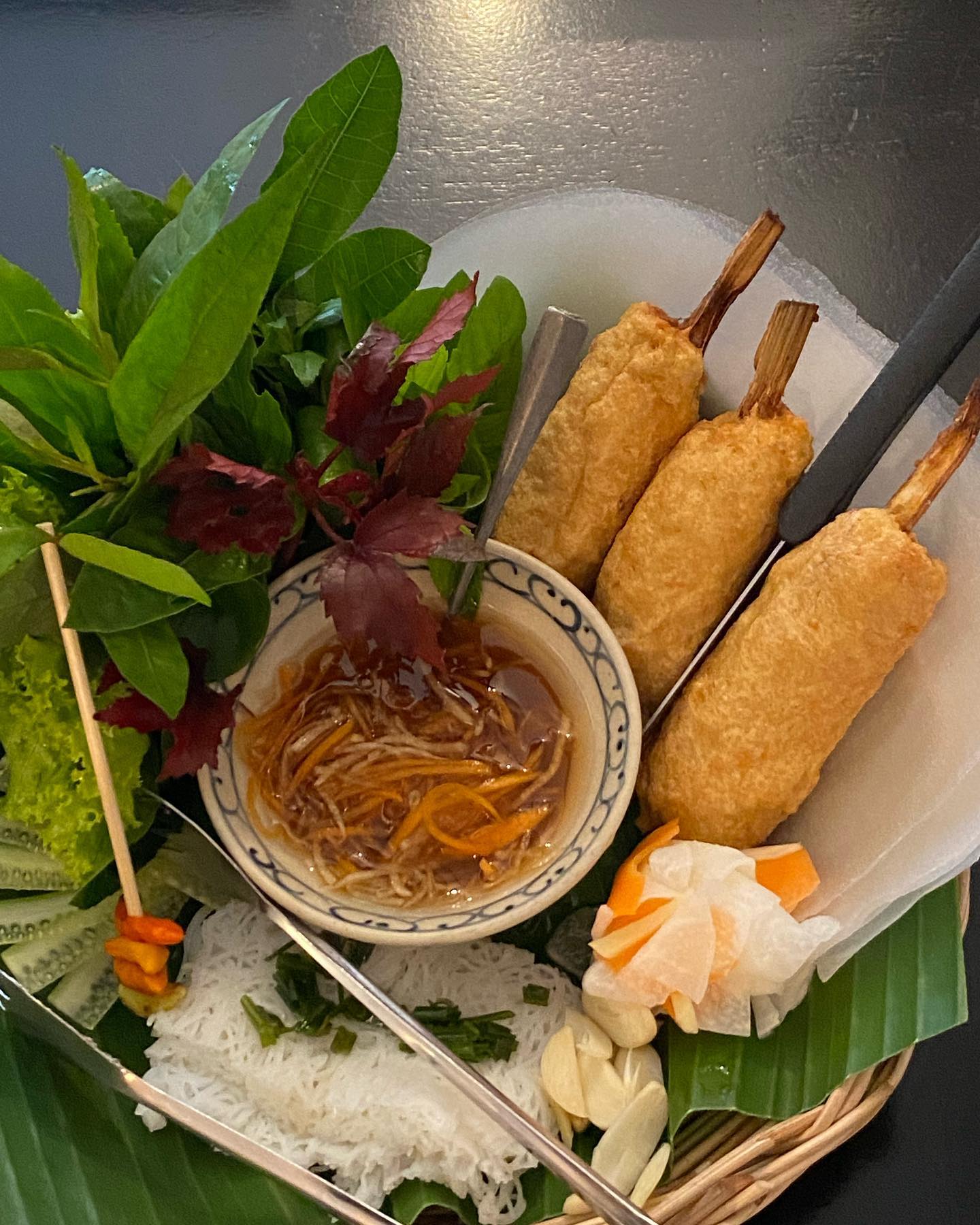 อองตอง ข้าวซอย, ครัวลุงแฉ่ว, Thien Duong, เจ๊โอว, บ้านต้นไทร, ข้าวต้มปลา (กิมโป้), Mezzaluna Restaurant, ครัวอัปษร, ศรีตราด, แม่กลองหัวปลาหม้อไฟ ปูไข่นึ่งนม, Tonkin - Annam, Baan Phadthai, ฉ่อยเป็ดย่าง, ผัดไทยไฟทะลุ, แสนยอด, ครัวลุงลอยป่าลั่น, ลิ้มเหล่าโหงว, สาขาเยาวราช, ภัตตาคารจ๊ากกี่, Lay lao, Punjab Grill Bangkok, ส้มตำคุณกัญจณ์