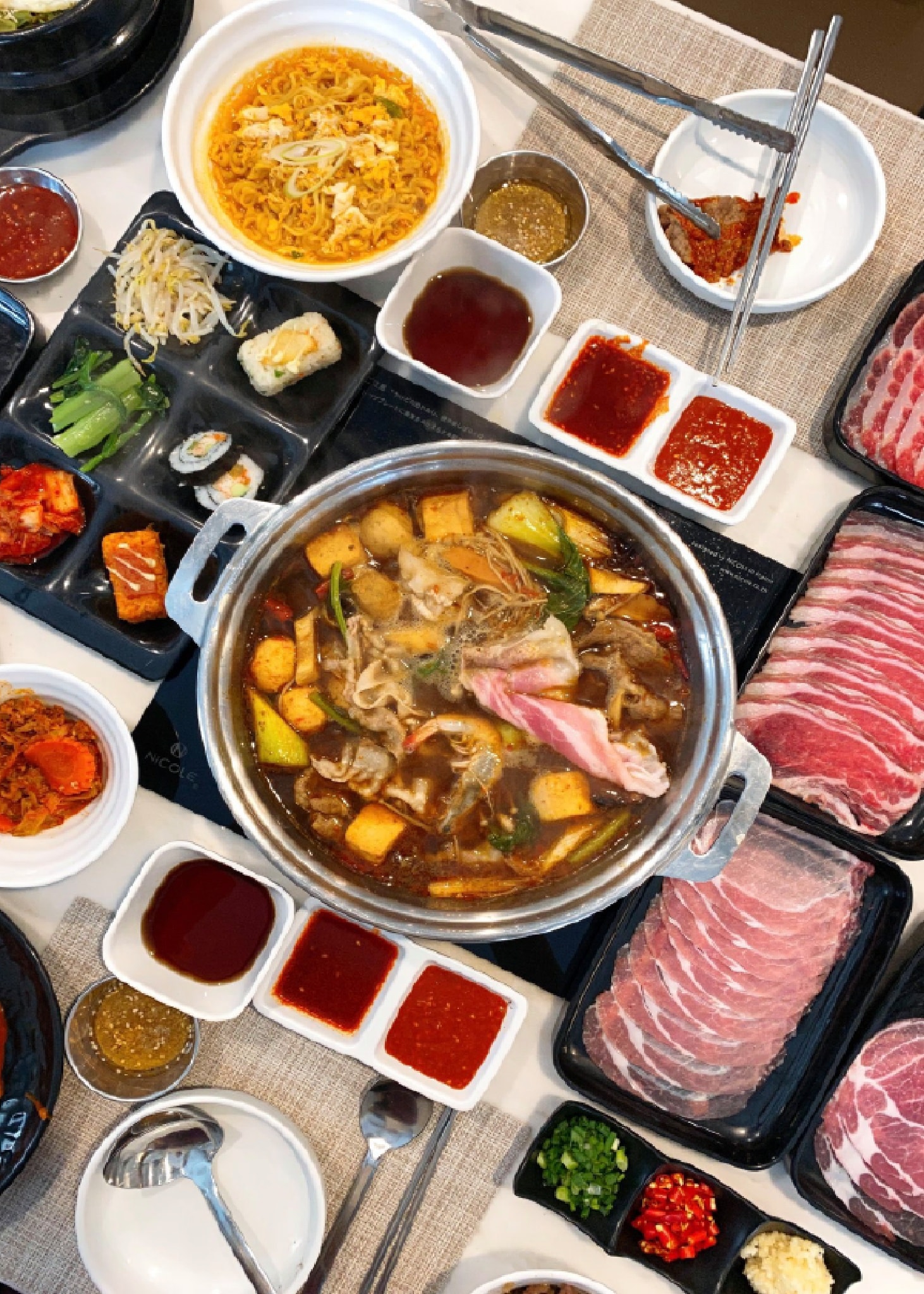 Gamsa_aree, Hana Korean BBQ, Yoon's Kitchen, Nene Korean BBQ Buffet, Kim's bbq, Saemaeul Thailand, Drum BBQ, Factory Buffet, GoGi SeKi, Seoul BBQ, Nammaejipthailand, The Tongkeungui, Seoul Garden, Kwang Han Roo, Jeju BBQ 제주 บุฟเฟ่ต์ปิ้งย่างเกาหลี, Palsaik Thailand, Kokinaemsae