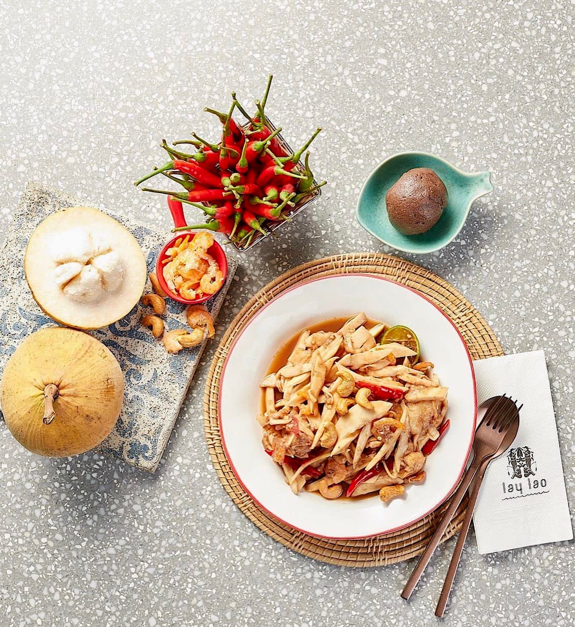 อองตอง ข้าวซอย, ครัวลุงแฉ่ว, Thien Duong, เจ๊โอว, บ้านต้นไทร, ข้าวต้มปลา (กิมโป้), Mezzaluna Restaurant, ครัวอัปษร, ศรีตราด, แม่กลองหัวปลาหม้อไฟ ปูไข่นึ่งนม, Tonkin - Annam, Baan Phadthai, ฉ่อยเป็ดย่าง, ผัดไทยไฟทะลุ, แสนยอด, ครัวลุงลอยป่าลั่น, ลิ้มเหล่าโหงว, สาขาเยาวราช, ภัตตาคารจ๊ากกี่, Lay lao, Punjab Grill Bangkok, ส้มตำคุณกัญจณ์