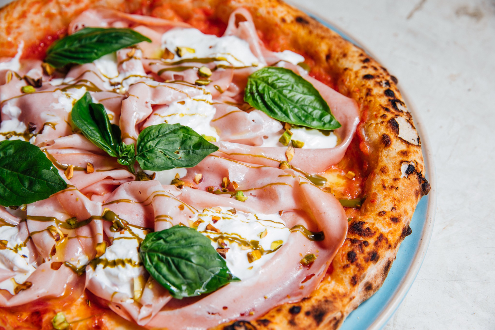 Pizzeria Limoncello, เชฟถนอม, กลมกล่อม BY CHEF AKE, Ciao Pizza, Pizza Aroy, Pizza Massilia, Grazie Pizzeria, The Garden Dough, Lanta Pizzeria, Mama Dolores, PizzaPazza, Dressage Horse Café, Pizzazo, Shelter Pizza พิซซ่าเตาถ่าน