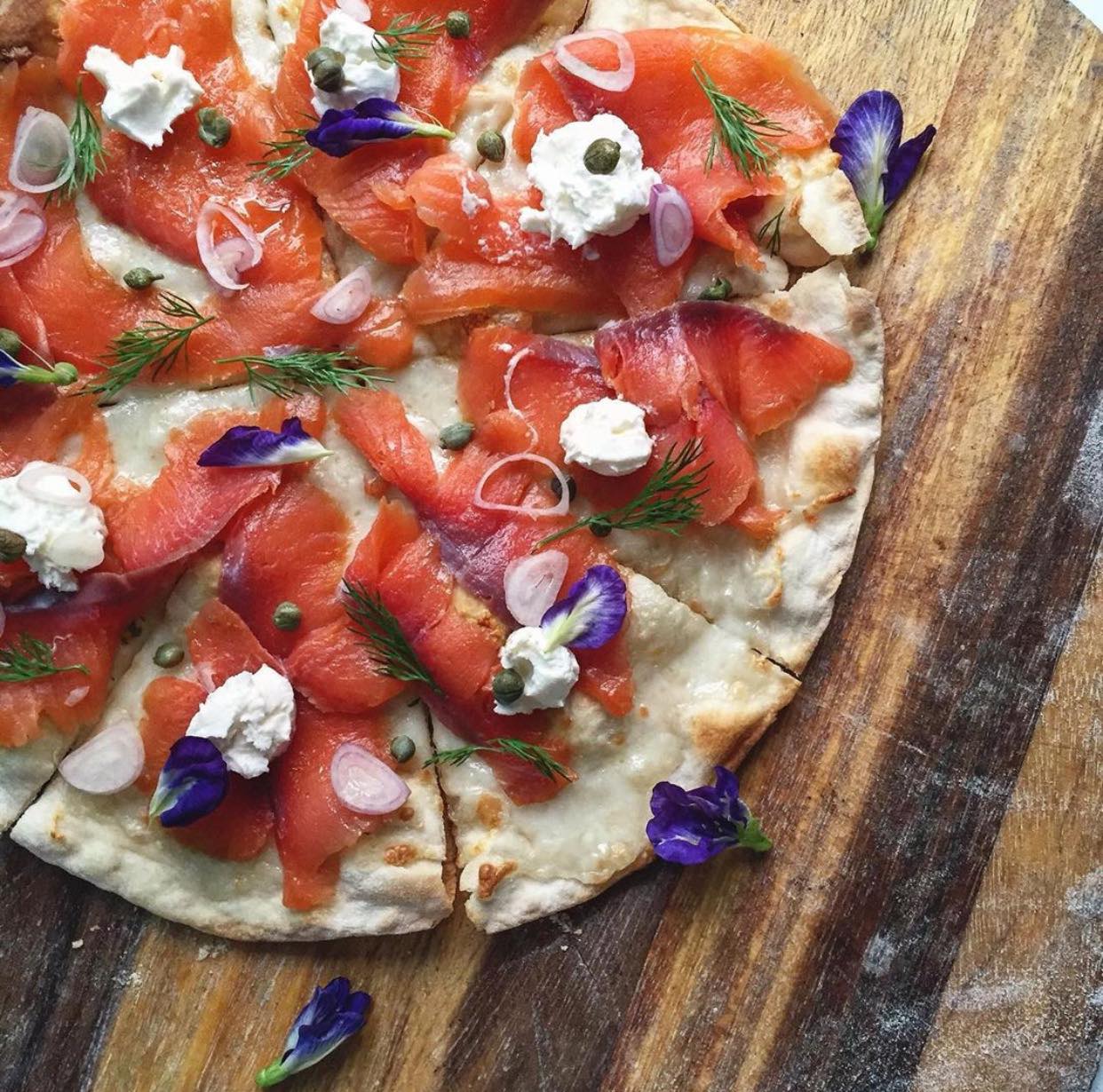 Pizzeria Limoncello, เชฟถนอม, กลมกล่อม BY CHEF AKE, Ciao Pizza, Pizza Aroy, Pizza Massilia, Grazie Pizzeria, The Garden Dough, Lanta Pizzeria, Mama Dolores, PizzaPazza, Dressage Horse Café, Pizzazo, Shelter Pizza พิซซ่าเตาถ่าน