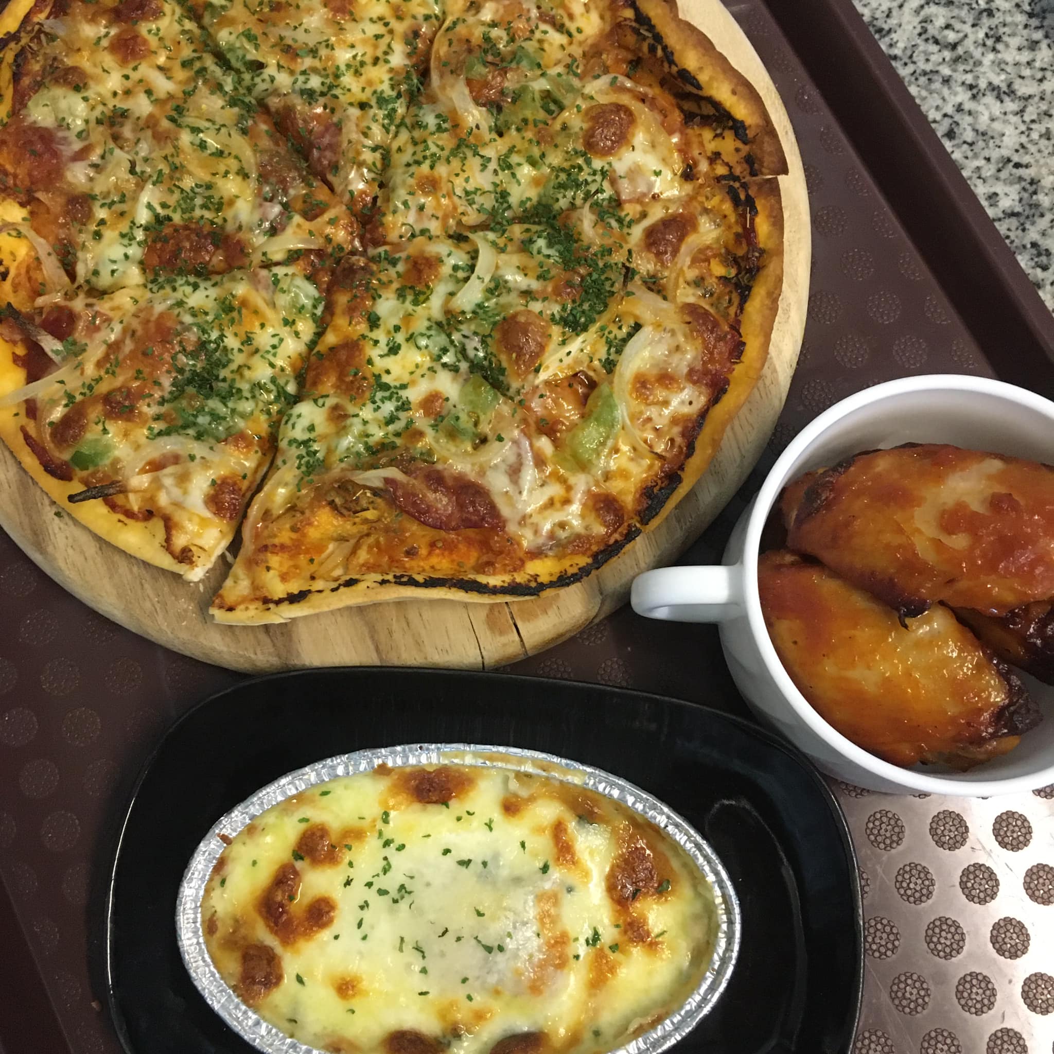 Mixirista Lampang, TIN’N, Wooden House Cafe', Karpenter cafe&amp;bake, Secret Garden Cafe, บ้านนอกคาเฟ่, Kin Cafe' Lampang, ณ หิรัญ คาเฟ่, Himwang Café, ไอหย๋า ปังนม, Dezato Cafe, อาร์มแชร์ คาเฟ่, โก๋กาแฟ ธรรมดาเป็นพิเศษ, Nalalin Home Cafe-Lampang, NOP Cafe&amp;Bistro, ก๋างต้ง, Moungngwezin