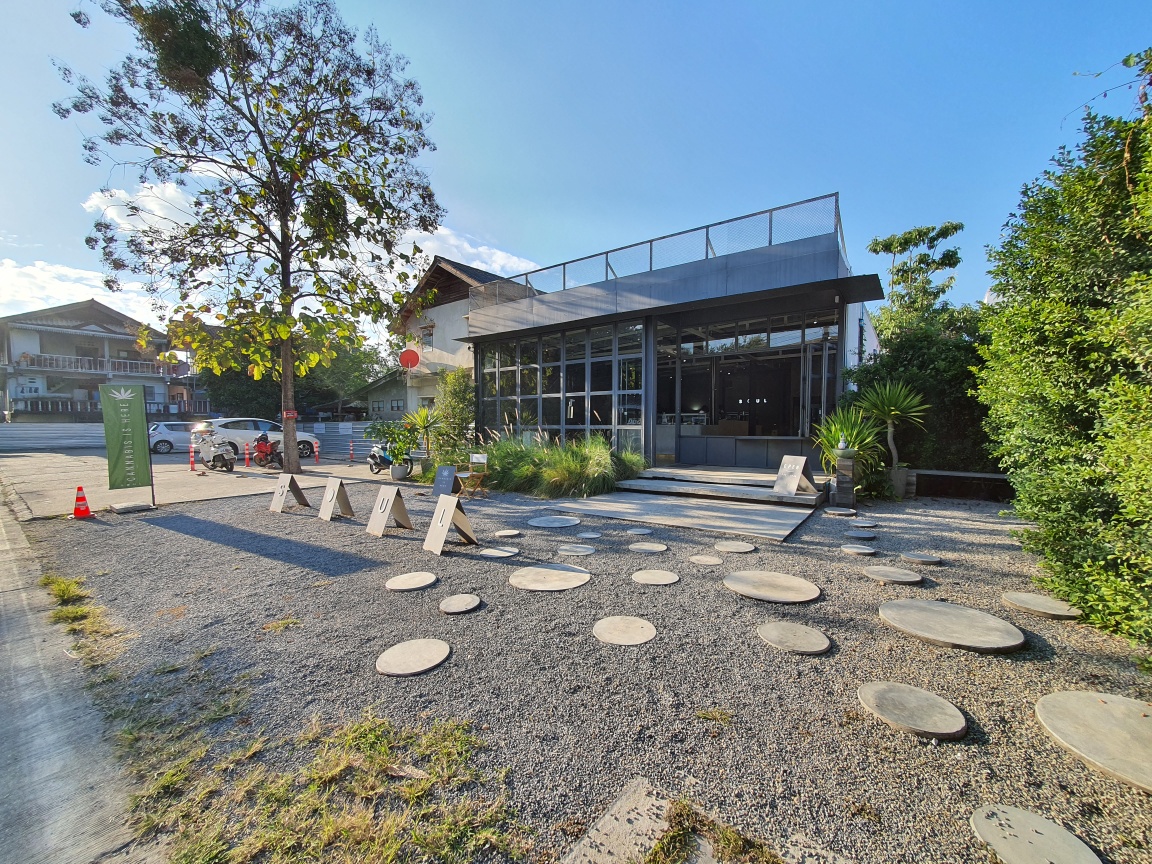 Treespresso cafe, Vigie Sist Café, Aki Choux Cream, Polaris Sunrise Café, MOJI Pool.Villa.icecream, MYTH OVEN, KonJohn coffee slowbar, Eleven Pillar Site, Home’S, Koffandthings.th, Playworks.cafeart, Tree of Life Cafe, Kramfeine, Millilit Cafe, TOMATO.cafe.cnx, MITTE MITTE, Soul Café mju, ZOHNG Coffee, ALSO cafe, Coffee Ngeggee, Graincafe.cnx, Later on cafe, สุขพอดี, FERN FOREST CAFÉ, Forest Bake, ภูฟิน, CHEEVIT CHEEVA, GoodVibes Cafe-Cnx, Chic 39, Zombie Café, Ristr8to, Neo Cafe', ชมนกชมไม้, เก้าคาเฟ่ นิมมาน