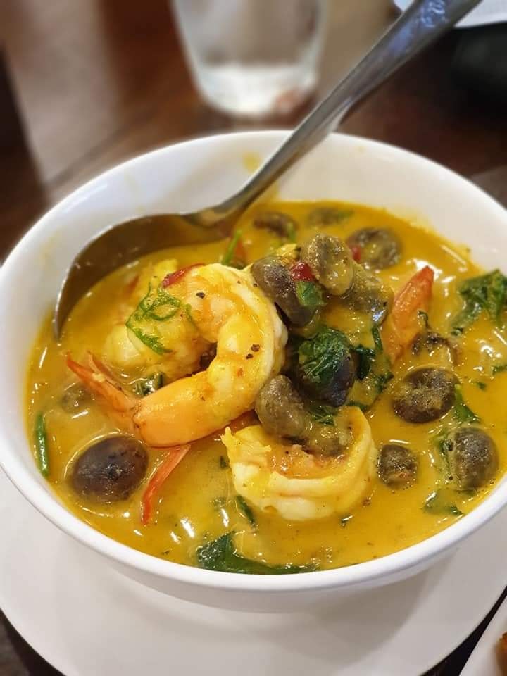 ครัวจำแลง แปลงกาย, ยุ้งข้าวหอม, ขมิ้น Camin Cuisine &amp; Cafe, สาขาอารีย์, ละมุนลิ้น โฮม คิทเช่น, ภูเก็จ, Bistro Palette, Aim.Bangkok, บ้านสะใภ้ใต้, ครัวข้าวหอม แกงปักษ์ใต้, บ้านไอซ์, Paknang.bkk, คุ้น•เคย Eatery, Cafe &amp; Bar, ครัวรสนคร, ครัวคุณอิ้น, สาขาเลียบทางด่วนรามอินทรา, ครัวปากพนัง (อาหารปักษ์ใต้), ปรายระย้า, เรือนแม่หลุย, มัลลิกา ชุมพร อาหารปักษ์ใต้