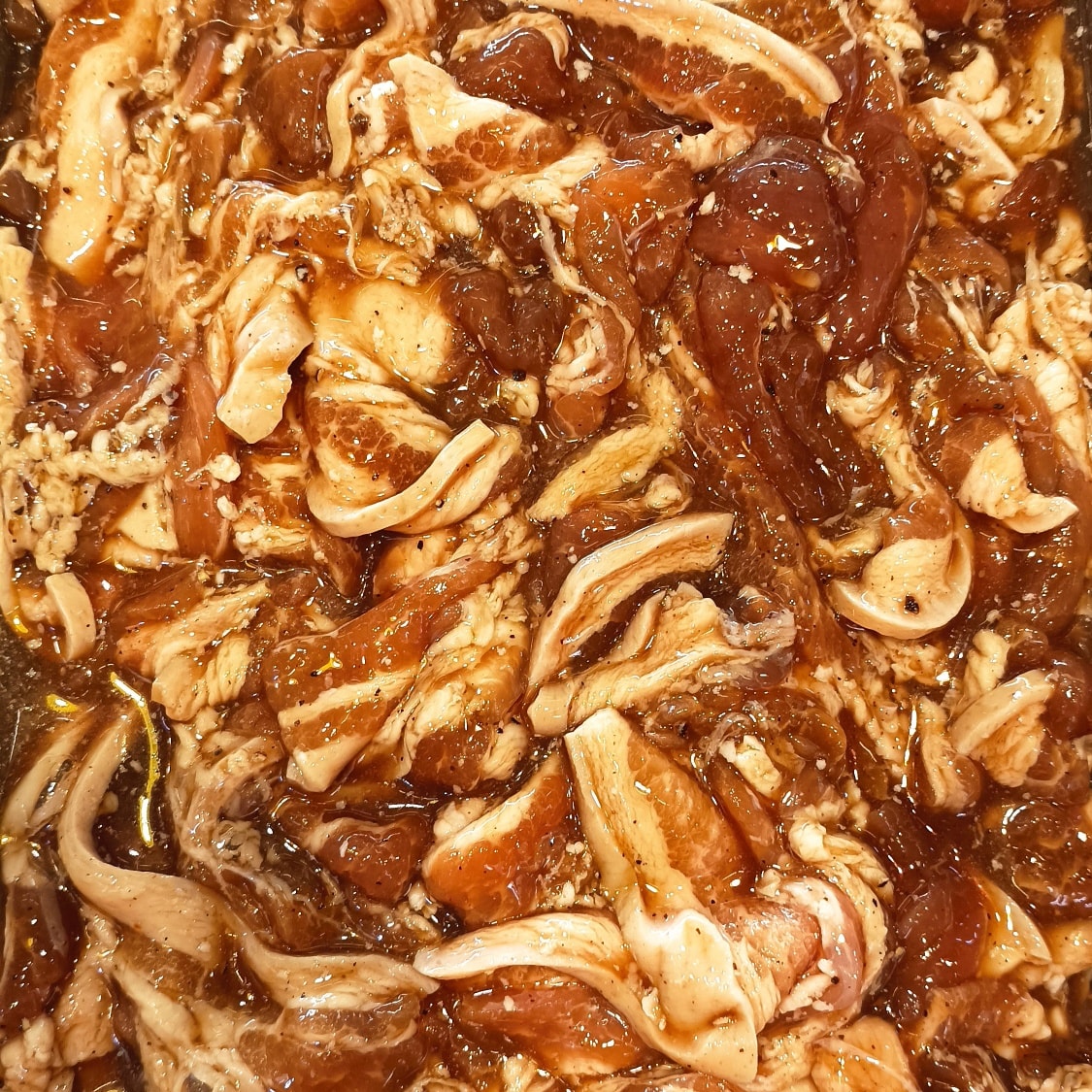 คุณภัฐหมูกะทะ, รักเขาหลงเขา หมูกระทะ, จ่า หมูกระทะ สาขา ซอยอุดมเดช, สานฝัน หมูกระทะ, อร่อยเต็ม 10 หมูกระทะ ชาบู, บังโก๊ะหมูกระทะชั่งโล, แก้มตุ่ย8 หมูกระทะ, หจก.หมูกระทะ, AK หมูกระทะชั่งกิโล สุขสวัสดิ์26