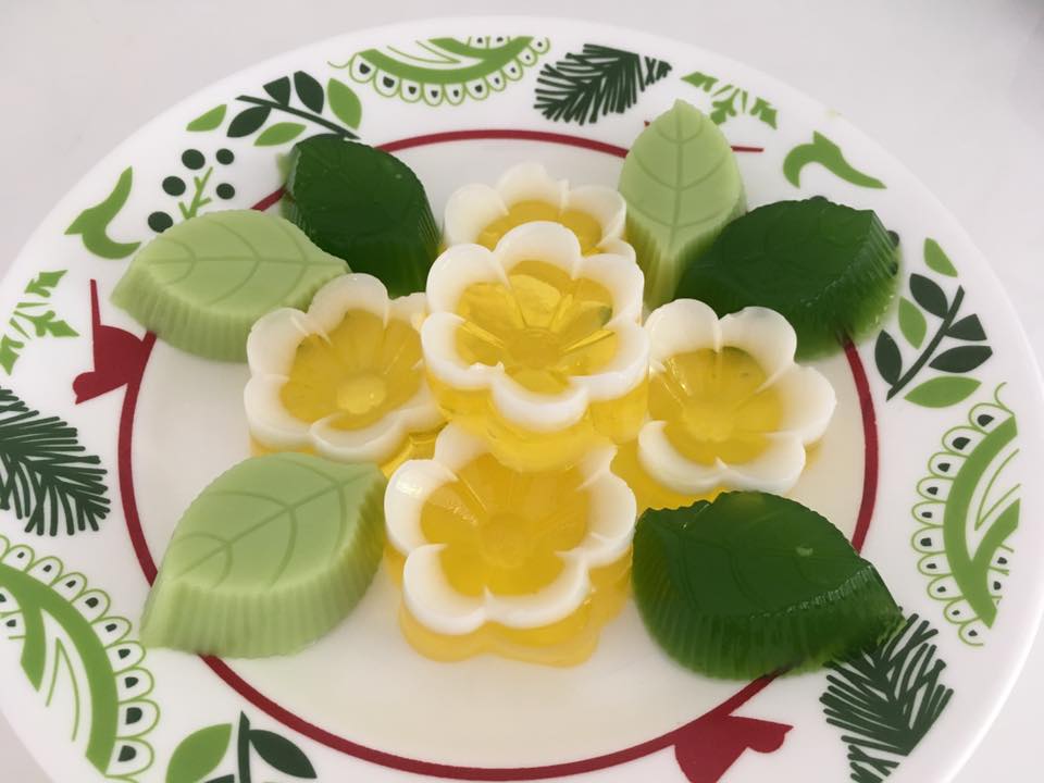 Ailati Resto, แสนยอด, ต๋องเต็มโต๊ะ, สาขาซอยเจริญกรุง 44, 80/20 bkk, ก๋วยเตี๋ยวเย็นตาโฟเกี๊ยวโต - บางรัก, โบ๊ยเกี๊ยเจ๊เนี๊ยวบางรัก, บุญทรัพย์คุณหลวง, นายเม้ง บะหมี่ปู เกี๊ยวกุ้งยักษ์, ทอดมันกวางตุ้ง สีนวล, เอ๋กระเพาะปลา ตรอกซุง, Panlee Bakery, ประจักษ์, ขาหมูตรอกซุงบางรัก เจ้าเก่า, ข้าวต้มปลา (กิมโป้), ข้าวขาหมูตีสาม, Hoklong Restaurant