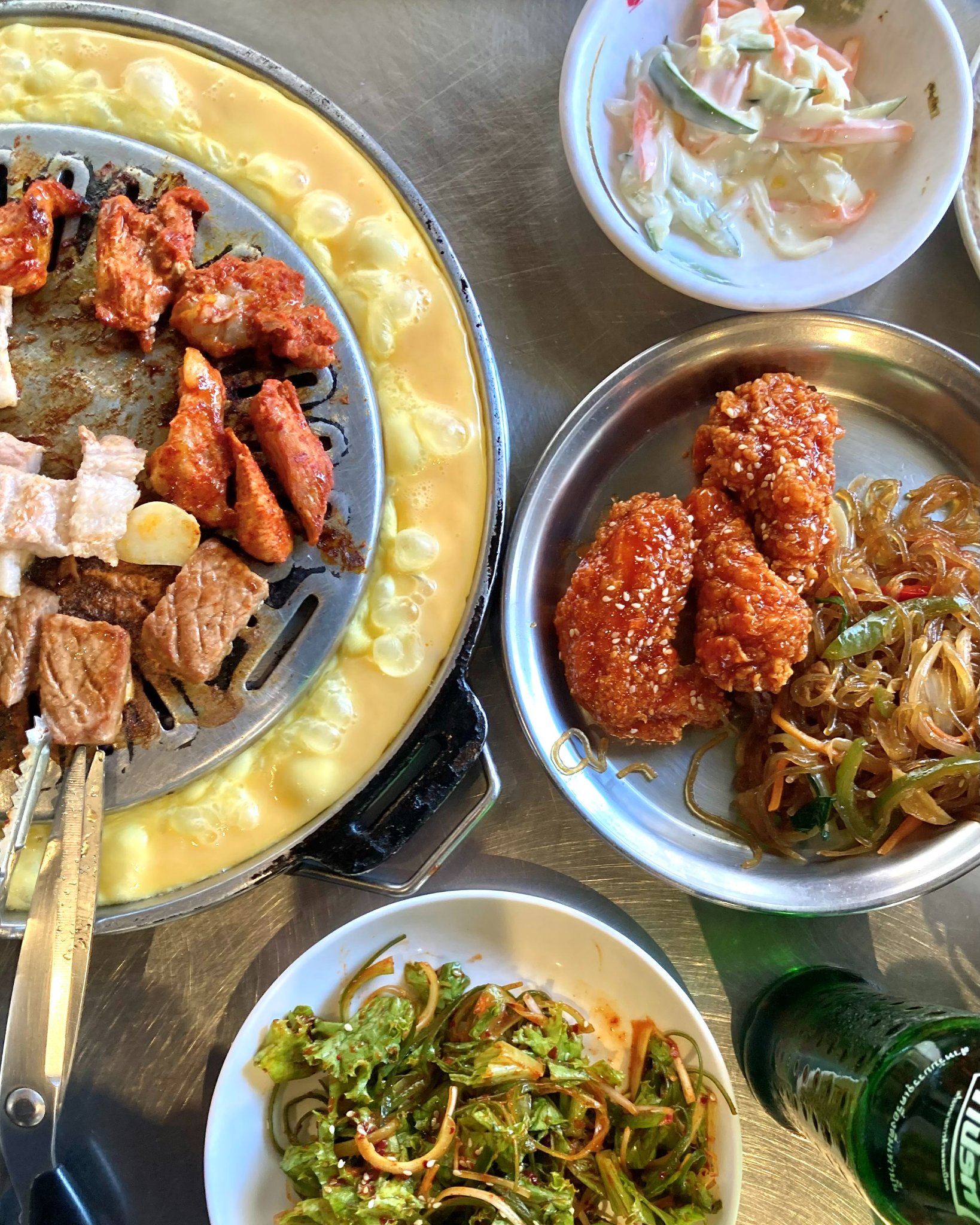Baan suki, Y.O.U หมูกระทะ, JJANG restaurant and BBQ, ฮ่องเต้ สุกี้-ปิ้งย่าง บุฟเฟ่ต์, สุกี้ตี๋น้อย, สาขาเลียบด่วนเอกมัยรามอินทรา, BestBeef, ปิ้ง-ย่างเทวดา, Happy Suki, 18 มงกุฎ สุกี้-ชาบู, สุกี้ดารา, อร่อยติ่มซำ สุกี้สไตล์ฮ่องกง