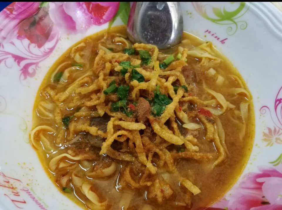 Khao-Sō-i, สาขาสยามพารากอน, อองตอง ข้าวซอย, Mugkhaosoi มักข้าวซอย, ข้าวซอยเชียงใหม่ สุโขทัยซอย 5, ข้าวซอยแม่สุภาพ เจ้าเก่าย่านเทเวศน์, หอมด่วน, ข้าวซอยลำดวนฟ้าฮ่ามเชียงใหม่, สาขาวิภาวดีรังสิต 58, Lanna Eatery, ต๊ะต่อนยอน, Cr. ภาพทั้งหมดจาก Facebook ต๊ะต่อนยอน อาหารเหนือ, ข้าวซอยดอยคำ, ฮ้านจาวเหนือ, ทิศเหนือ