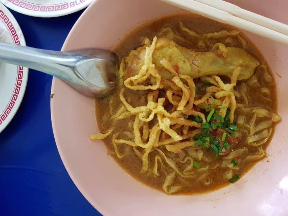 Khao-Sō-i, สาขาสยามพารากอน, อองตอง ข้าวซอย, Mugkhaosoi มักข้าวซอย, ข้าวซอยเชียงใหม่ สุโขทัยซอย 5, ข้าวซอยแม่สุภาพ เจ้าเก่าย่านเทเวศน์, หอมด่วน, ข้าวซอยลำดวนฟ้าฮ่ามเชียงใหม่, สาขาวิภาวดีรังสิต 58, Lanna Eatery, ต๊ะต่อนยอน, Cr. ภาพทั้งหมดจาก Facebook ต๊ะต่อนยอน อาหารเหนือ, ข้าวซอยดอยคำ, ฮ้านจาวเหนือ, ทิศเหนือ