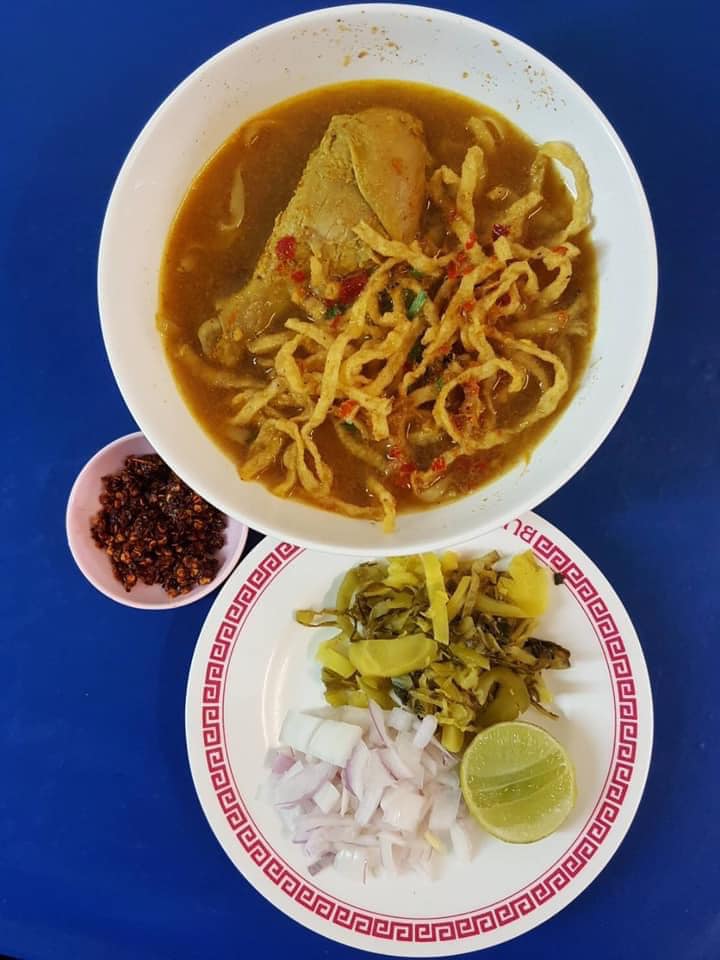 Khao-Sō-i, สาขาสยามพารากอน, อองตอง ข้าวซอย, Mugkhaosoi มักข้าวซอย, ข้าวซอยเชียงใหม่ สุโขทัยซอย 5, ข้าวซอยแม่สุภาพ เจ้าเก่าย่านเทเวศน์, หอมด่วน, ข้าวซอยลำดวนฟ้าฮ่ามเชียงใหม่, สาขาวิภาวดีรังสิต 58, Lanna Eatery, ต๊ะต่อนยอน, Cr. ภาพทั้งหมดจาก Facebook ต๊ะต่อนยอน อาหารเหนือ, ข้าวซอยดอยคำ, ฮ้านจาวเหนือ, ทิศเหนือ