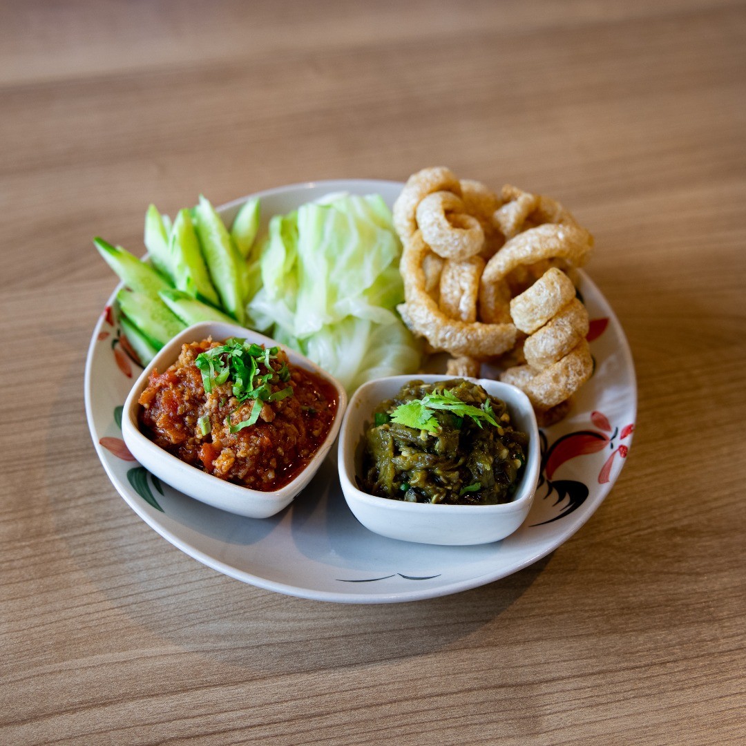 ล้าน เหนือ-น่าน อาหารเหนือ, เนื้อเหนือ Neua.Neur.Bkk, ต๋องเต็มโต๊ะ, สาขาพุทธมณฑล สาย 2, อองตอง ข้าวซอย, ละอ่อน น้ำเงี้ยว อาหารเหนือ, เฮือนลำพูน, รัชดาอาหารเหนือ, ร้านลำแต๊ๆ อาหารพื้นเมือง, ข้าวซอยลำดวนฟ้าฮ่ามเชียงใหม่, สาขาวิภาวดีรังสิต 58, หอมด่วน, ต๊ะต่อนยอน, Cr. ภาพทั้งหมดจาก Facebook ต๊ะต่อนยอน อาหารเหนือ, ฮ้านจาวเหนือ, ต๋องเหนือ Express, ข้าวซอยเชียงใหม่ ตรงข้ามกรมศุลกากร, ครัวเจียงใหม่, ครัวมะแข่น, กาดหลวง มินิ