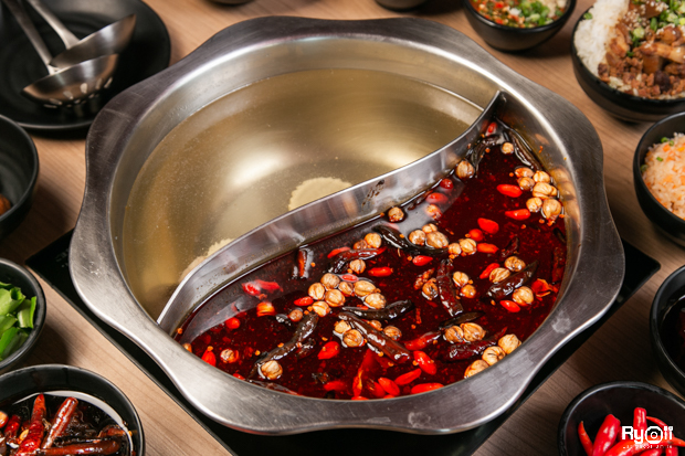 Seiniku-ten, Holic Mookata, Lucky’s Hungry AFR ข้าวผัดอเมริกัน, Fufu Shabu, สาขาอารีย์, Paknang.bkk, Shidon, ย่างเนย อารีย์, GuruGyuu, Suku Suku