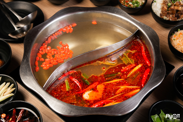 Seiniku-ten, Holic Mookata, Lucky’s Hungry AFR ข้าวผัดอเมริกัน, Fufu Shabu, สาขาอารีย์, Paknang.bkk, Shidon, ย่างเนย อารีย์, GuruGyuu, Suku Suku