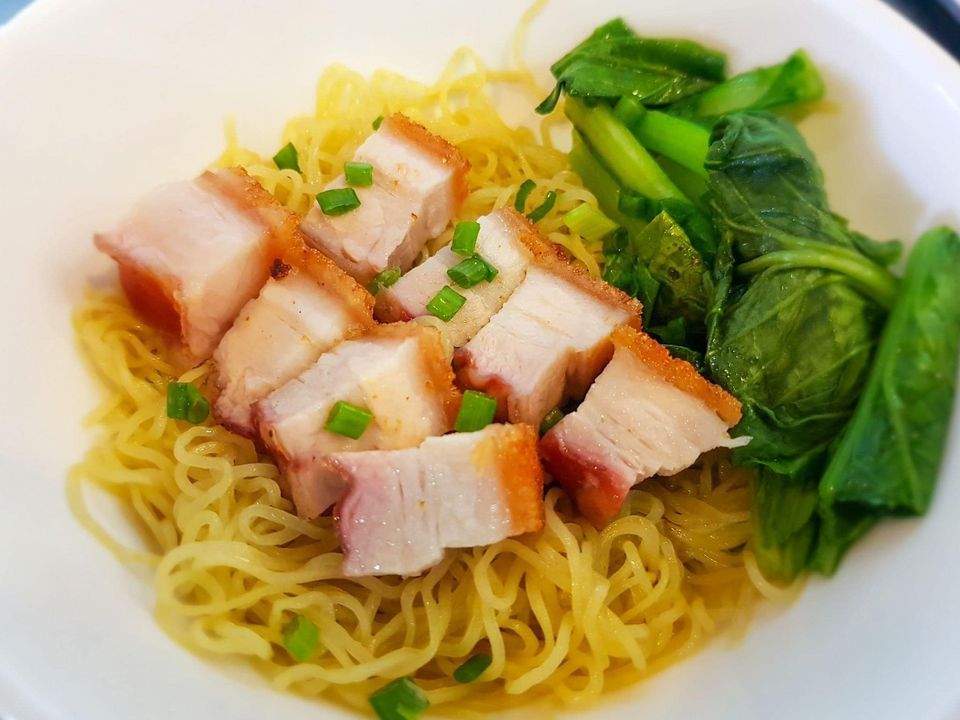 สวนชื่นสุข, Ar Restaurant Hatyai 嗳, ศิริ ต้มเลือดหมูหาดใหญ่, ไก่กรอบพี่เน่, ในรู, กุ๊กชัยติ่มซำ-ก๋วยเตี๋ยวราดหน้าปลากะพง, ร้านใต้ขอย ซอยตัน, กันเอง, หนานหยวน บะหมี่เกี๊ยวกุ้ง, สาขาปุณณกัณฑ์, ป่ายาง, บ้านก้ามปู, โชคดีแต่เตี้ยม บะกุ๊ดเต๋, ไก่ทอดหาดใหญ่มีนา, ร้านราดหน้าโกฉ่อน, ขนมจีนป้าชื่น, Space Bar, ขนมไข่เตาถ่านน้องนิล&amp;คาเฟ่, ข้าวต้มรถแดง