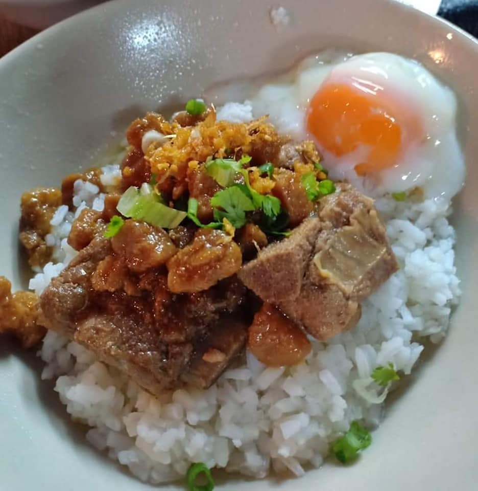 สวนชื่นสุข, Ar Restaurant Hatyai 嗳, ศิริ ต้มเลือดหมูหาดใหญ่, ไก่กรอบพี่เน่, ในรู, กุ๊กชัยติ่มซำ-ก๋วยเตี๋ยวราดหน้าปลากะพง, ร้านใต้ขอย ซอยตัน, กันเอง, หนานหยวน บะหมี่เกี๊ยวกุ้ง, สาขาปุณณกัณฑ์, ป่ายาง, บ้านก้ามปู, โชคดีแต่เตี้ยม บะกุ๊ดเต๋, ไก่ทอดหาดใหญ่มีนา, ร้านราดหน้าโกฉ่อน, ขนมจีนป้าชื่น, Space Bar, ขนมไข่เตาถ่านน้องนิล&amp;คาเฟ่, ข้าวต้มรถแดง