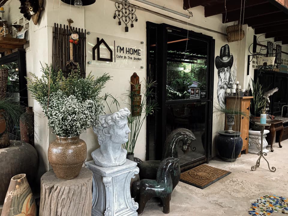 White House Forest, เกษม : KASEM Coffee, Rosie.nak, Luk Labb Coffee, Grande KAFE, KFD in Town, สวรรค์บ้านนา คาเฟ่ Food &amp; Drink, กอหญ้า คาเฟ่, ณ บุ่ง Coffee, polar polar CAFE', Yellow Pumpkin, ร้าน Yellow Pumpkin เปิดบริการตามปกติ 11.00-17.00 น. (ปิดวันพฤหัสบดี), I'm home cafe, ประจำอำเภอ, glinfon, 382 Space Café, La-Moon cafe'