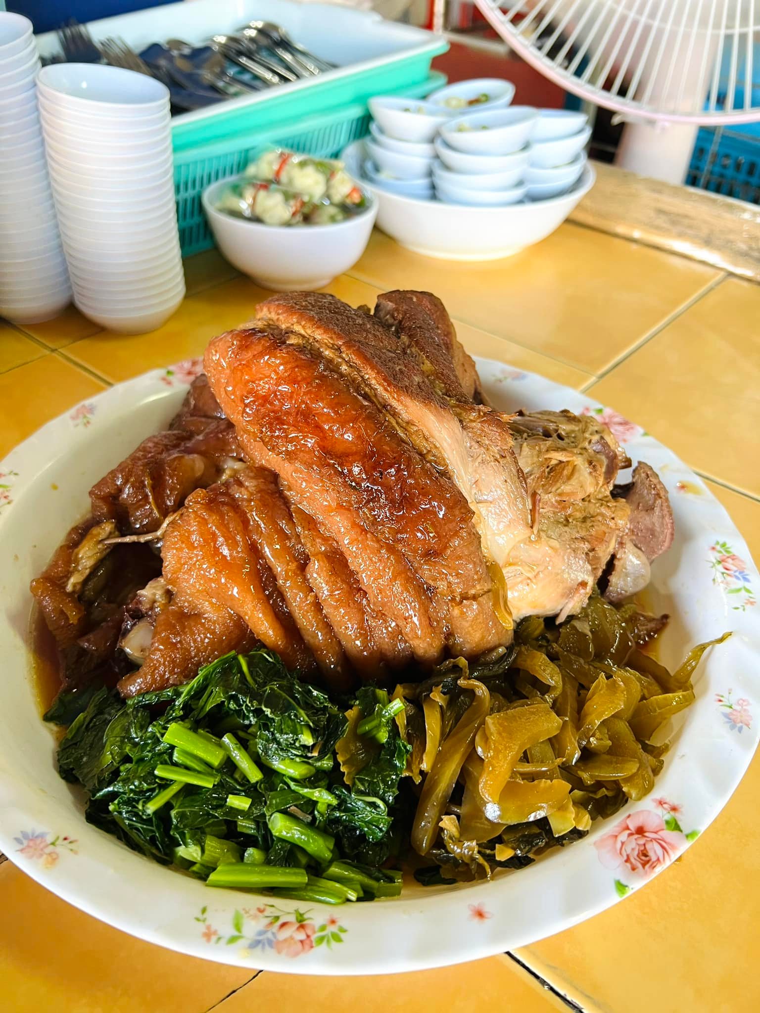 กอบัว, บ้านอาหารไทย, บ้านบัว, บ้านรั้วไม้ Cuisine &amp; Cafe, ครัวหอมมันปู, ร้านไหน อุทยานหินเขางู ราชบุรี, สวนอาหาร รางตาล, Pakmud แซ่บหมูทะ, สาขาโพธาราม, ถึงพริกถึงขิง, มะม่วงคู่, เนื้อต้มบ้านสิงห์ เจ๊ติ๋ม, โกรกแดง, ชุมทางของอร่อย, Mainichi365, Octospider restaurant, Lim cafe Photaram, ครัวตะนาวศรี สวนผึ้ง ราชบุรี, อาตี๋โกปี๊, โอปอชิฟฟ่อนเค้ก, ก๋วยเตี๋ยวปลาแม่กลอง, ติ๋มเค้กมะพร้าวอ่อน, ก๋วยเตี๋ยวโบราณป้าฮวย, โอ่งข้าวโอ่งน้ำ, ครัวม่อนไข่ สวนผึ้ง ราชบุรี, ShabuDo