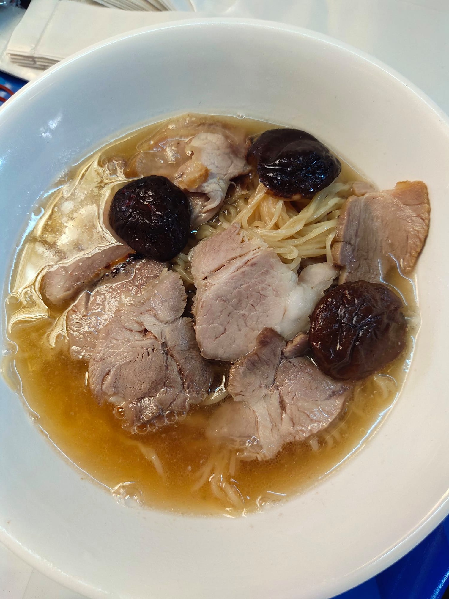 ติ๋มเกี๊ยวยักษ์, แกงกระหรี่คุณมาลี, Hongkong Dimsum, เหอ เฉิน ฟง, ข้าวขาหมูนายอุ๊ , เกี้ยมอี๋โบราณเจ๊ชุง, ขนมบั๊วเกี้ยไหหลำโบราณ, ข้าวขาหมูเฮียโอว, บะหมี่จับกัง เยาวราช, ก๋วยเตี๋ยวเป็ดนายเมา, ราดหน้า ท่ง ฮั่ว เฮง "เฮียตั๋ง", JAO.UN - 早安, ตี๋หยกกาแฟโบราณ, Lhong Tou Cafe, ZONG TER - 松德