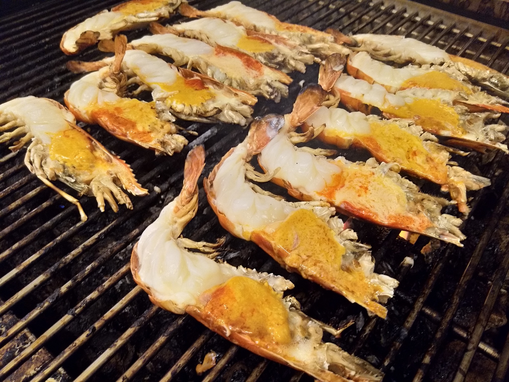 บ้านโพธิ์ริเวอร์ไซด์, ร้านอาหารมธุรสเรือนแพ, Baan Melon Desert, ร้านบ้านเบญฯ, บ้านปูกรรเชียง, ร้านกุ้งนาง, ร้านชวนมา ริมแม่น้ำบางปะกง, ครัวแม่ส้มเกลี้ยง, ครัวปลาเถื่อน, แพเคียงน้ำ, ลุงตีฟและยาย, รวยเรือนแพ, เอกเขนก, ชัยครับ, แพพยงค์ ริมน้ำ, 111/11 บ้านริมคลอง, มีน้ำ มีปลา cafe&amp;restaurant