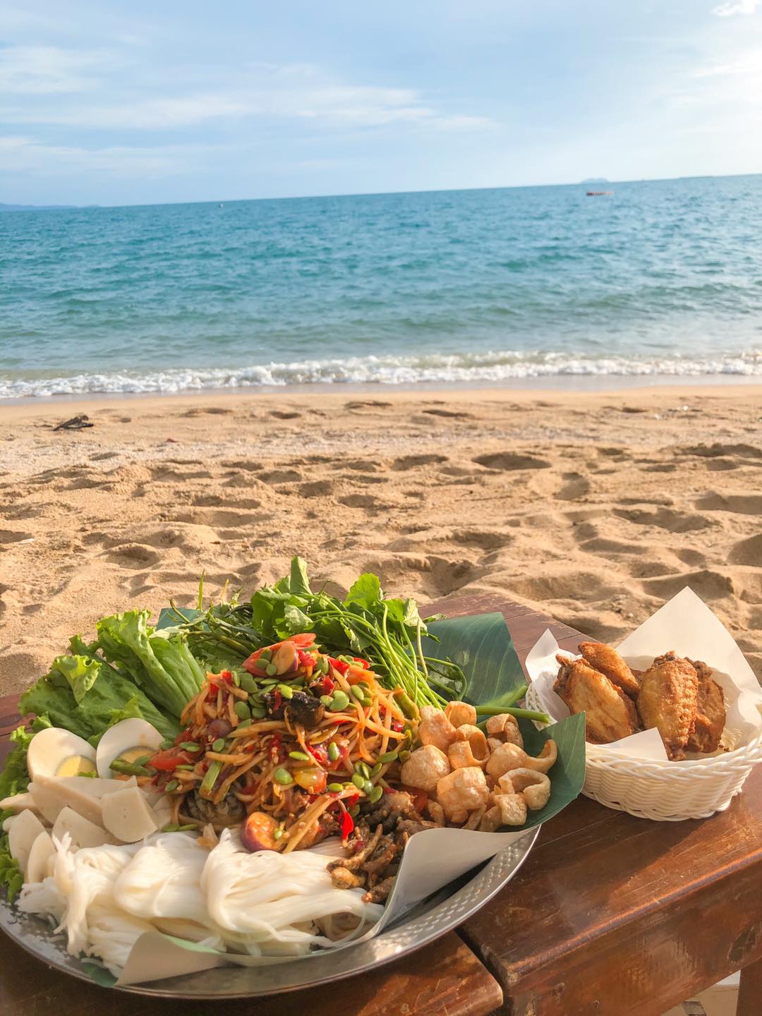 ปูเป็น SEAFOOD PATTAYA, ริมหาด ซีฟู๊ด, ลุงบอยป้ารัตน์, สาขาหาดจอมเทียน, Krua Dongtan ครัวดงตาล, ลุงไสว 1 สุดหาดจอมเทียน พัทยา, ศรีนวลซีฟู้ด, สุดเขต ทะเลเผา