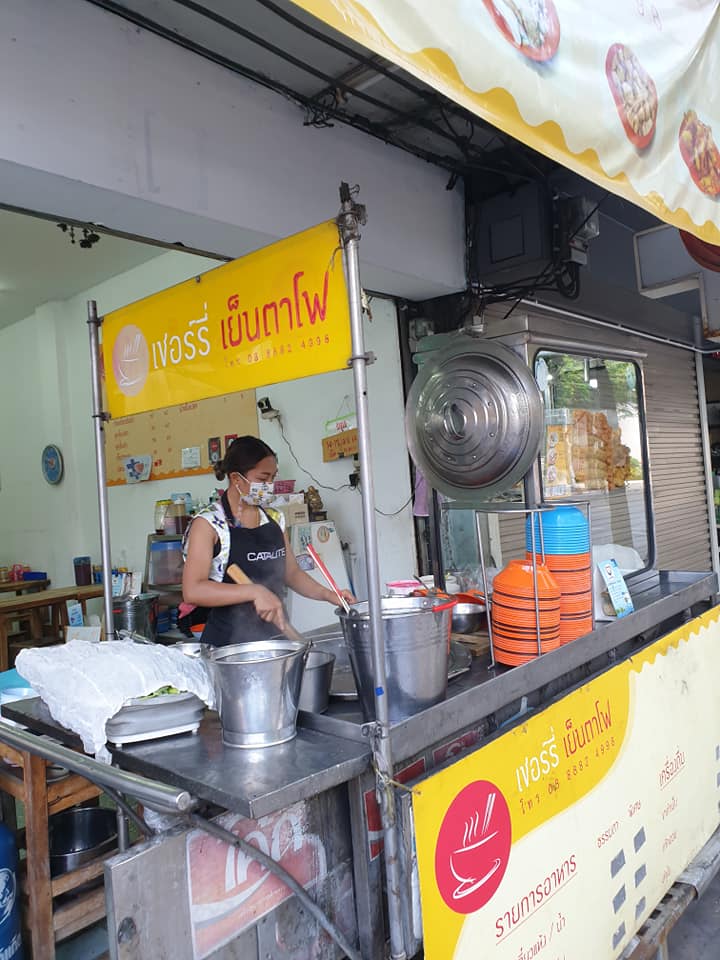 ประจักษ์, REN Cafe and Goods, Tostato Charoen Krung, ตั้งใจย่าง, Sarnies Bangkok, HĒIJīi Bangkok, เล่าสี่ เกาเหลาเลือดหมู, Henryfry, ทับทิมกรอบ หน้าวัดสุทธิ, ลูกชิ้นปลาเจ้าหลง, Baan Phadthai, เชอร์รี่ เย็นตาโฟ, ร้านเหรียญทอง เจริญกรุง 23, ก๋วยเตี๋ยวหลอดเจ๊ใหญ่, ฮ้งลูกชิ้นปลาเยาวราช