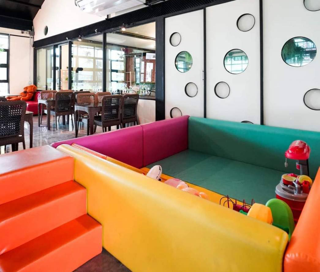 Kiddies’ House, ม้าก้านกล้วย คิดส์คาเฟ่, Little sheep kids cafe, Kickinkids, Moana Cafe, Organika Cafe and Play, Little Barn Kids Cafe, Pumpkin Art Town, DUBUA CAFE, FARM LUCK, Dressage Horse Café, Buttercup, Mari go round