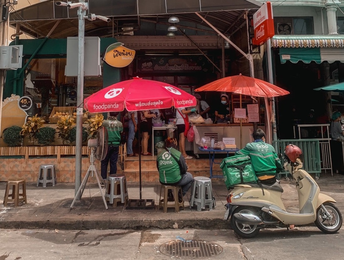 ก๋วยเตี๋ยวเกี๊ยว นายกุลรสนัว, เฮียไช้ ก๋วยเตี๋ยวต้มยำหมูบะช่อ, นัวโภชนา, Maekunkha, ก๋วยเตี๋ยวหมูป้าน้อยดินแดง แฟลต ช.3, ลุงเอสเตี๋ยวหมูต้มยำ, ก๋วยเตี๋ยวต้มยำหมูบะช่อ มาม่าหม้อไฟ เฮียจู๋-ลาดพร้าว71, ก๋วยเตี๋ยวตรอกโรงหมู, ก๋วยเตี๋ยวเอี่ยมน้อย, เจริญเส้น 查龙森, ทีเด็ด ก๋วยเตี๋ยวต้มยำหมูเด้งโบราณ, เป็นหนึ่ง ก๋วยเตี๋ยวต้มยำ เย็นตาโฟ, เล็กใหญ่ ก๋วยเตี๋ยวต้มยำโบราณ, แม่แสตมป์ก๋วยเตี๋ยวต้มยำหมูสับโบราณ, เปลว ก๋วยเตี๋ยวต้มยำ, ก๋วยเตี๋ยวต้มยำกากหมูสูตรโบราณ คลองเตย, ก๋วยเตี๋ยวต้มยำโบราณพ่อสนิท, เตี๋ยวตือ, 2พี่น้อง ก๋วยเตี๋ยวต้มยำ, พะเยาว์ก๋วยเตี๋ยวโบราณ, บ้านบุญรักษาก๋วยเตี๋ยวต้มยำโบราณ, ก๋วยเตี๋ยวต้มยำพันรี, ลุงเอ๋ก๋วยเตี๋ยวต้มยำโบราณ by plerm cup, เจ้าเจ็ด รวมโชค, ปรารีย์ ก๋วยเตี๋ยวต้มยำชามหมูเด้ง, ครัวเส้นแกงร้อน ก๋วยเตี๋ยวต้มยำ&อาหารตามสั่ง, ก๋วยเตี๋ยวหมูต้มยำมะนาวเจ็กพวง, เฮียบิ๊กห้าหม้อ