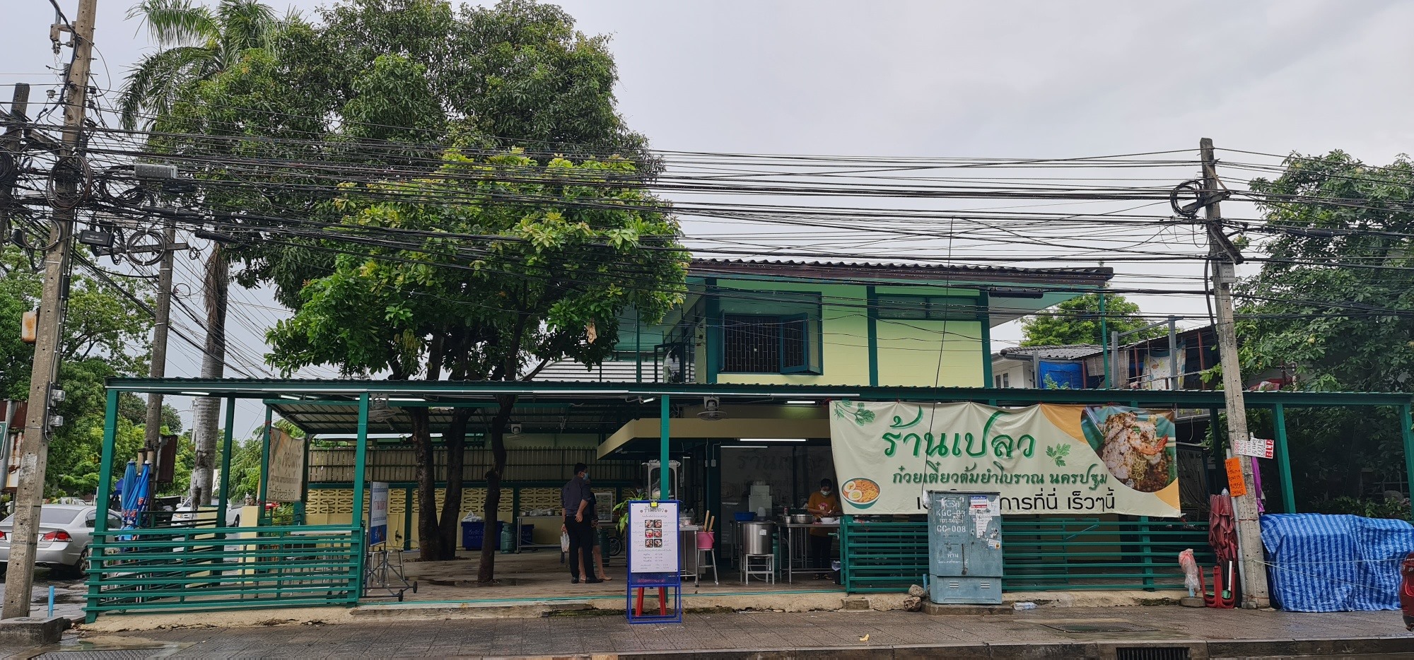 ก๋วยเตี๋ยวเกี๊ยว นายกุลรสนัว, เฮียไช้ ก๋วยเตี๋ยวต้มยำหมูบะช่อ, นัวโภชนา, Maekunkha, ก๋วยเตี๋ยวหมูป้าน้อยดินแดง แฟลต ช.3, ลุงเอสเตี๋ยวหมูต้มยำ, ก๋วยเตี๋ยวต้มยำหมูบะช่อ มาม่าหม้อไฟ เฮียจู๋-ลาดพร้าว71, ก๋วยเตี๋ยวตรอกโรงหมู, ก๋วยเตี๋ยวเอี่ยมน้อย, เจริญเส้น 查龙森, ทีเด็ด ก๋วยเตี๋ยวต้มยำหมูเด้งโบราณ, เป็นหนึ่ง ก๋วยเตี๋ยวต้มยำ เย็นตาโฟ, เล็กใหญ่ ก๋วยเตี๋ยวต้มยำโบราณ, แม่แสตมป์ก๋วยเตี๋ยวต้มยำหมูสับโบราณ, เปลว ก๋วยเตี๋ยวต้มยำ, ก๋วยเตี๋ยวต้มยำกากหมูสูตรโบราณ คลองเตย, ก๋วยเตี๋ยวต้มยำโบราณพ่อสนิท, เตี๋ยวตือ, 2พี่น้อง ก๋วยเตี๋ยวต้มยำ, พะเยาว์ก๋วยเตี๋ยวโบราณ, บ้านบุญรักษาก๋วยเตี๋ยวต้มยำโบราณ, ก๋วยเตี๋ยวต้มยำพันรี, ลุงเอ๋ก๋วยเตี๋ยวต้มยำโบราณ by plerm cup, เจ้าเจ็ด รวมโชค, ปรารีย์ ก๋วยเตี๋ยวต้มยำชามหมูเด้ง, ครัวเส้นแกงร้อน ก๋วยเตี๋ยวต้มยำ&อาหารตามสั่ง, ก๋วยเตี๋ยวหมูต้มยำมะนาวเจ็กพวง, เฮียบิ๊กห้าหม้อ
