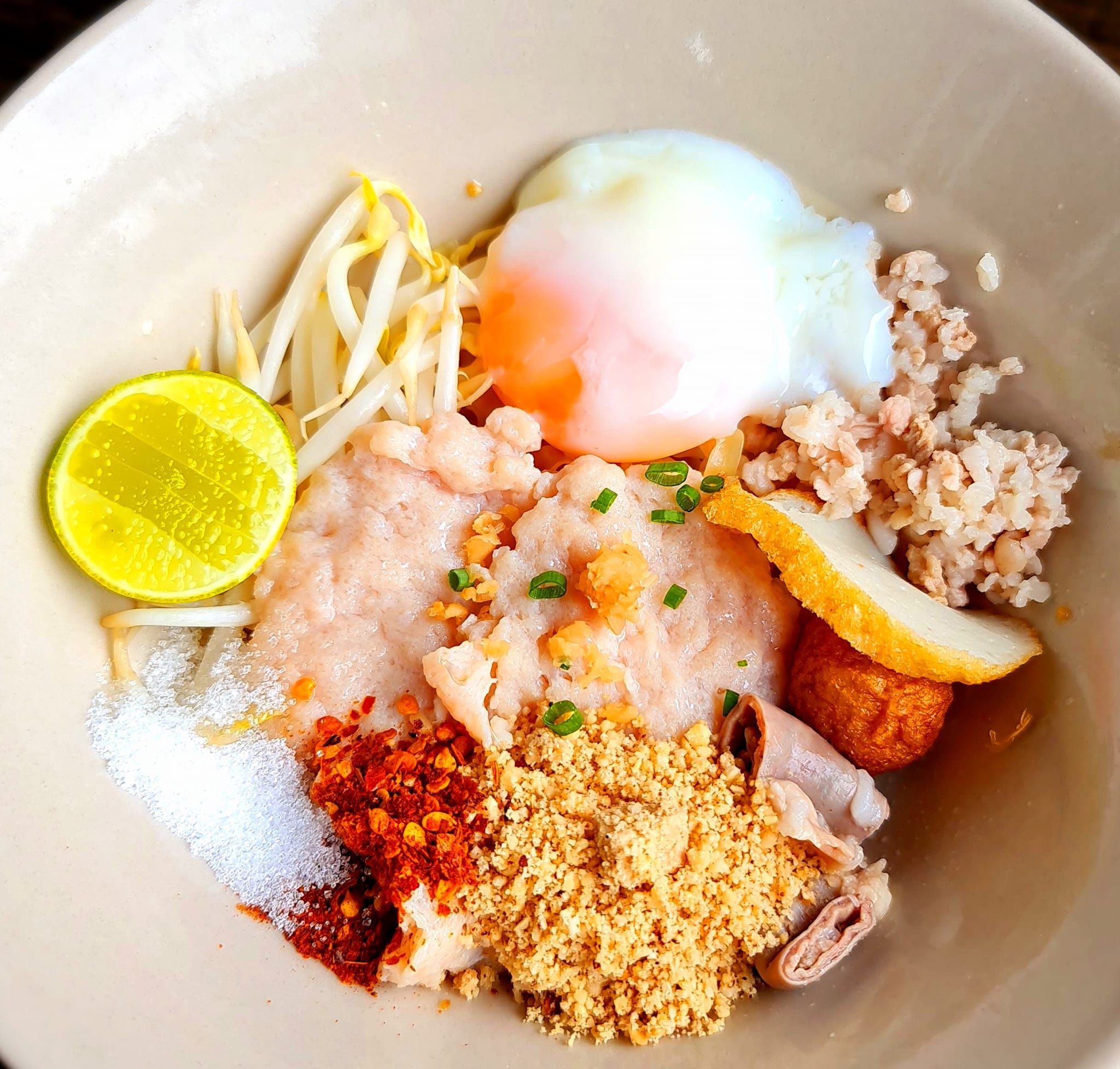 โกวใหญ่ ก๋วยเตี๋ยวหมูต้มยำ, เฮียตี๋ ก๋วยเตี๋ยวลูกชิ้นปลาเย็นตาโฟเยาวราชลาดพร้าววังหิน, ก๋วยเตี๋ยวต้มยำไข่ลาวา, ก๋วยเตี๋ยวเรือ "คนกรุง" สูตรดั้งเดิมยายทองนาค, ก๋วยเตี๋ยวต้มยำหมูบะช่อ มาม่าหม้อไฟ เฮียจู๋-ลาดพร้าว71