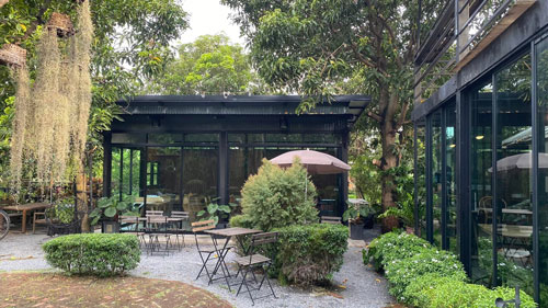 Hansacafe.food.garden, Green House Bistro, BECX, Plantnery Green Café, Langbaan cafe&amp;chill, ฉลู คาเฟ่, Mom’s Veggie Cafe, Another Home Cafe, Me Long Cafe, ร.เรือตัวอ้วน, Slot Co-Working Space, Mitte Coffee, Mita Coffee and Art, Bluebell Café, 10cc Coffee