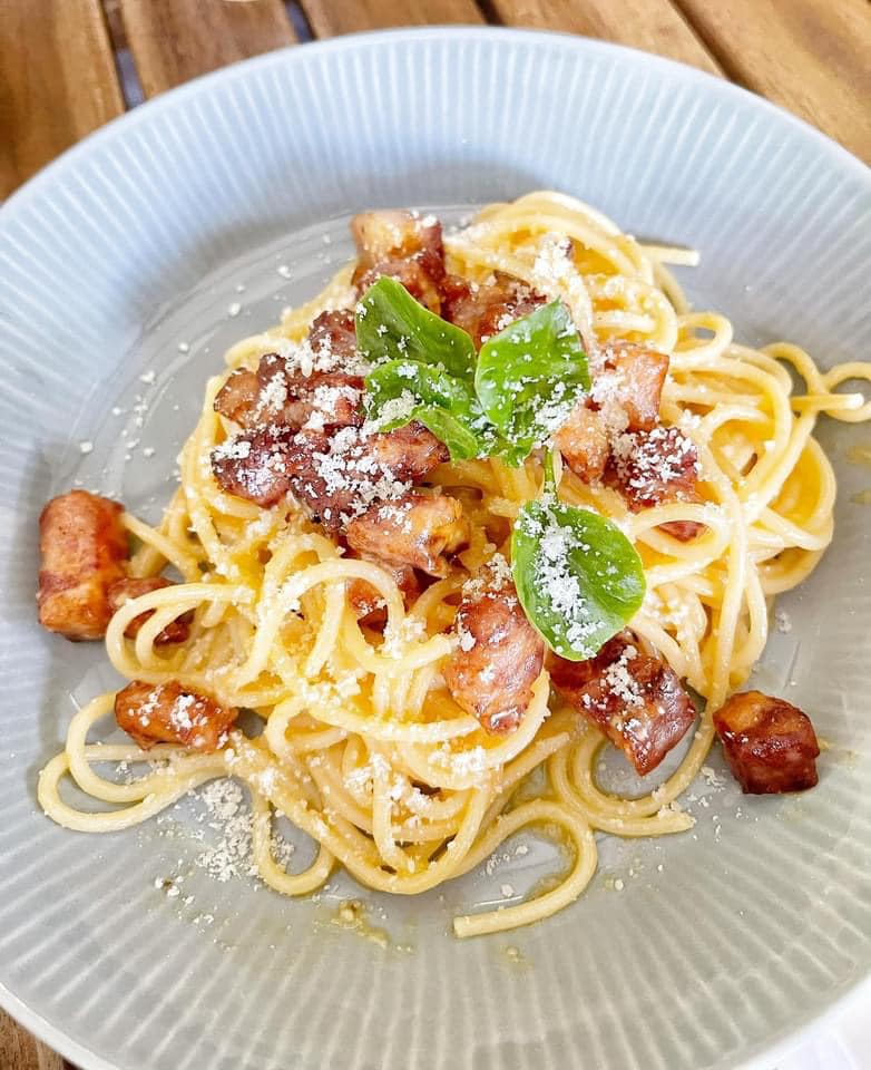 Hansacafe.food.garden, Green House Bistro, BECX, Plantnery Green Café, Langbaan cafe&amp;chill, ฉลู คาเฟ่, Mom’s Veggie Cafe, Another Home Cafe, Me Long Cafe, ร.เรือตัวอ้วน, Slot Co-Working Space, Mitte Coffee, Mita Coffee and Art, Bluebell Café, 10cc Coffee