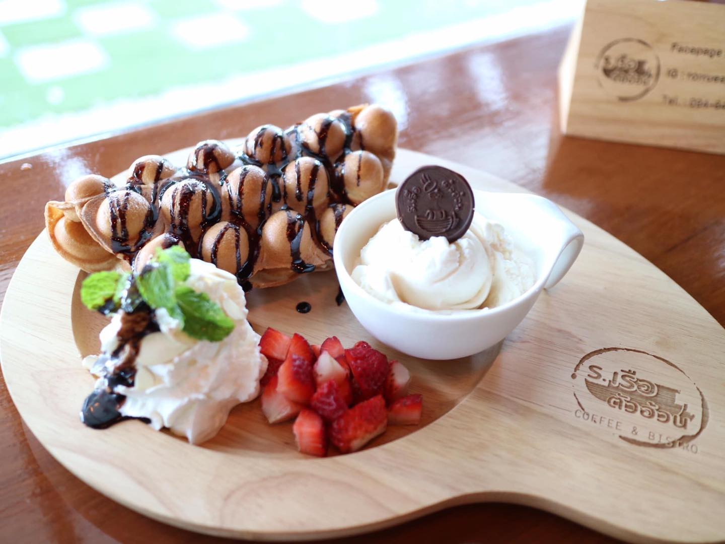 Hansacafe.food.garden, Green House Bistro, BECX, Plantnery Green Café, Langbaan cafe&amp;chill, ฉลู คาเฟ่, Mom’s Veggie Cafe, Another Home Cafe, Me Long Cafe, ร.เรือตัวอ้วน, Slot Co-Working Space, Mitte Coffee, Mita Coffee and Art, Bluebell Café, 10cc Coffee