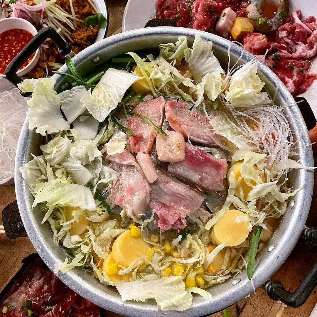 Everyday mookrata & cafe, นั่งปิ้ง หมูกระทะ, Sky grill หมูกระทะ, อารียา หมูกระทะ สาขา 3 รูฟท็อป, หมูกระทะคนรวย, หมูหมึกกุ้ง, Bargyuu, ปิ้งเนย บุฟเฟ่ต์ปิ้งย่างกระทะร้อน อโศก on-the-roof