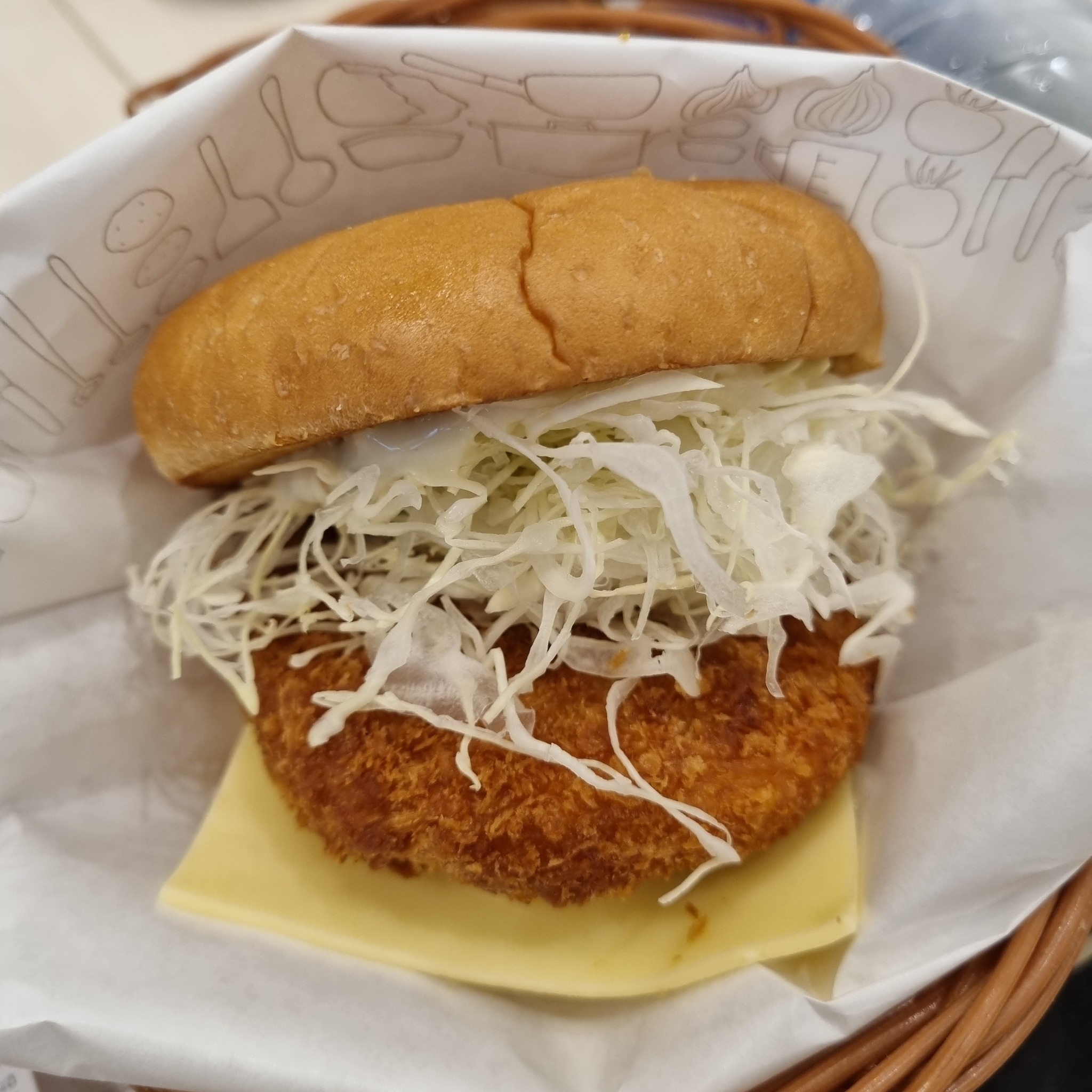 สามย่านมิตรทาวน์, TP TEA Thailand, Seoul_hotteok_bkk, Karayama Thailand, Yuanmingyuan หยวนหมิงหยวนเส้นหมี่ 元銘緣米粉 Thailand , สามย่านมิตรทาวน์, MOS BURGER Thailand สามย่าน มิตรทาวน์, พันละวัน-Pun le one สามย่าน มิตรทาวน์, เนื้อแท้, Youngdabang, K-StrEAT, BangBao, THE COFFEE CLUB THAILAND, A Ramen, Shinkanzen sushi, สาขาสามย่านมิตรทาวน์