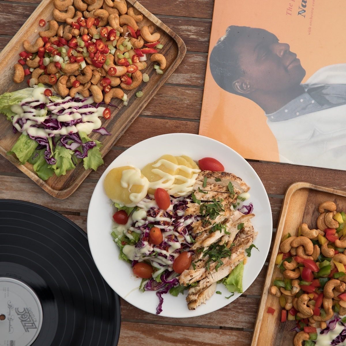 Level 50 by SEE FAH, Sanay Rooftop Bar, Cosmo Bar Bkk, Flashback Rooftop Bar, Dumbo BKK, Wallflowers Cafe, LeeLa Bar, 342 Bar, Peak-A-Boo Bar, SwingBar