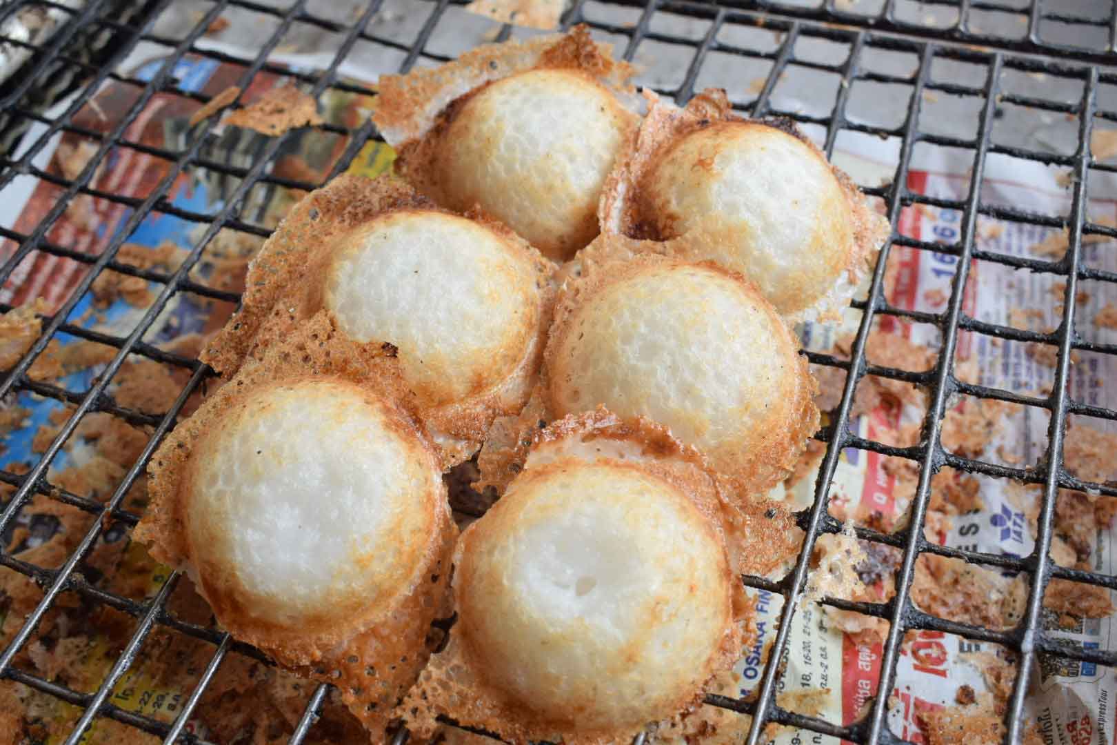 ก๋วยเตี๋ยวผัดงี่เง่า at เจ๊เบญ โอเดี้ยน, ร้านฮั้นโภชนา, เจ๊เฮี้ยง ก๋วยเตี๋ยวลูกชิ้นปลา ตลาดน้อย, ข้าวต้มปลาตลาดน้อย, Baan Chim Cha, อาฉีไก่ทอด, มานพ สุกี้รถกระบะ, แดงราชาหอยทอด, โจ๊ก เจ๊หมวยเกี้ย-ดั้งเดิม, เป็ดตุ๋นเจ้าท่า, ซี่โครงปราณ, คุณปุ๊กะหรี่ปั๊บ ณ ตลาดน้อย, แต้เล่าจิ้นเส็ง, Li Bing Waffle Parlour, Mana Craft, Jap Bread ตลาดน้อย, ฮงเซียงกง