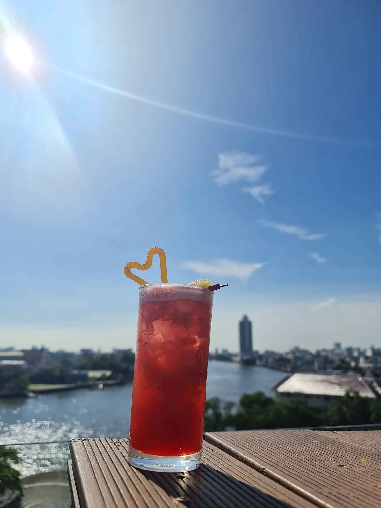 ก๋วยเตี๋ยวผัดงี่เง่า at เจ๊เบญ โอเดี้ยน, ร้านฮั้นโภชนา, เจ๊เฮี้ยง ก๋วยเตี๋ยวลูกชิ้นปลา ตลาดน้อย, ข้าวต้มปลาตลาดน้อย, Baan Chim Cha, อาฉีไก่ทอด, มานพ สุกี้รถกระบะ, แดงราชาหอยทอด, โจ๊ก เจ๊หมวยเกี้ย-ดั้งเดิม, เป็ดตุ๋นเจ้าท่า, ซี่โครงปราณ, คุณปุ๊กะหรี่ปั๊บ ณ ตลาดน้อย, แต้เล่าจิ้นเส็ง, Li Bing Waffle Parlour, Mana Craft, Jap Bread ตลาดน้อย, ฮงเซียงกง