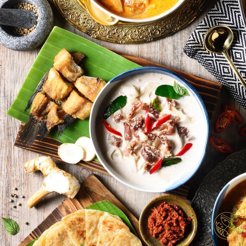 ชายน้ำ, ทรัพย์เจริญซีฟู๊ด-ดำ, กุ้งเผาราชคราม, บ้านอยุธยารมย์, บ้านไม้ริมน้ำ, แกรนด์เจ้าพระญา, บ้านอู่ทอง