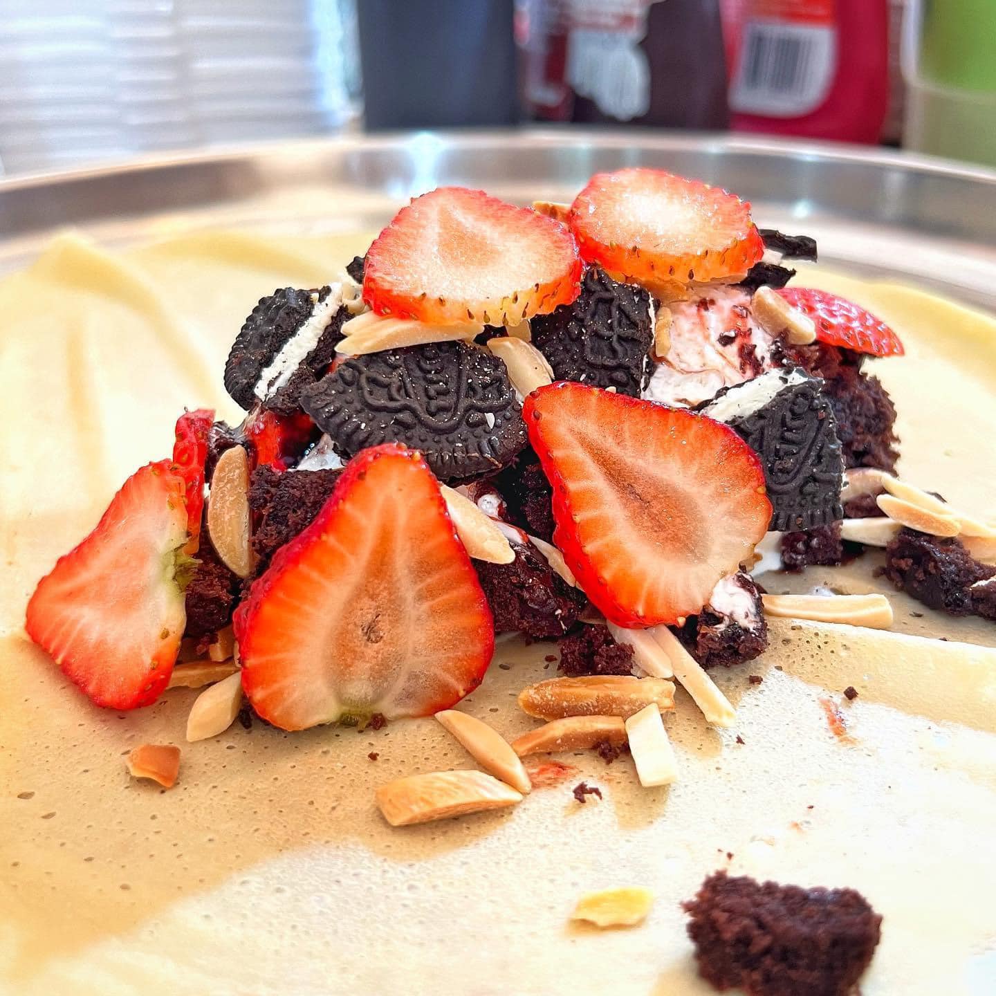 Phumjai Crepe • ภูมิใจเครป, เครปเย็นโครตไส้ ตลาดอินดี้ปิ่นเกล้า, เครปบุฟเฟต์ สายไหมอเวนิว, ร้านป้านายเครปเย็น I creamy crepe, เครปเย็น หน้าวัง, เครปเย็น โทสต์ ร้านป้อนคำหวาน กรู๊ฟมาร์เก็ต, YOTHA CREPE, เครปสมหวัง, Olino Crepe &amp; Tea