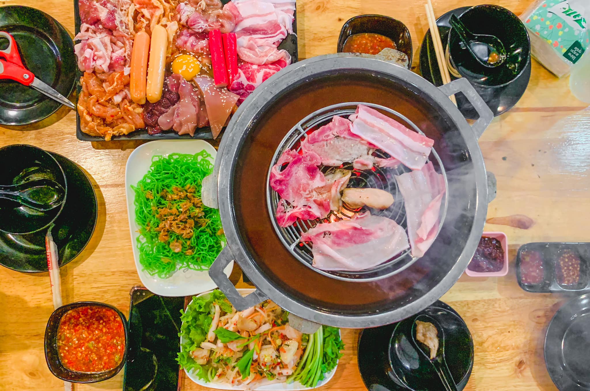 หมีตีพุง, ชาบูตัวดี, Shabu ไร่ขิง สามพราน, Yang Chill - ย่างชิลล์, ตะวันหมูกะทะ &amp; ชาบู