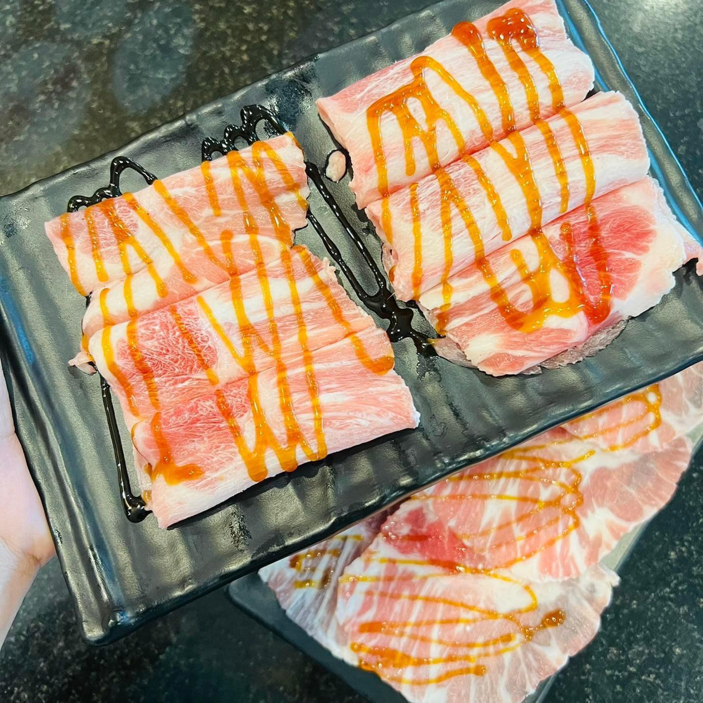 หมีตีพุง, ชาบูตัวดี, Shabu ไร่ขิง สามพราน, Yang Chill - ย่างชิลล์, ตะวันหมูกะทะ &amp; ชาบู