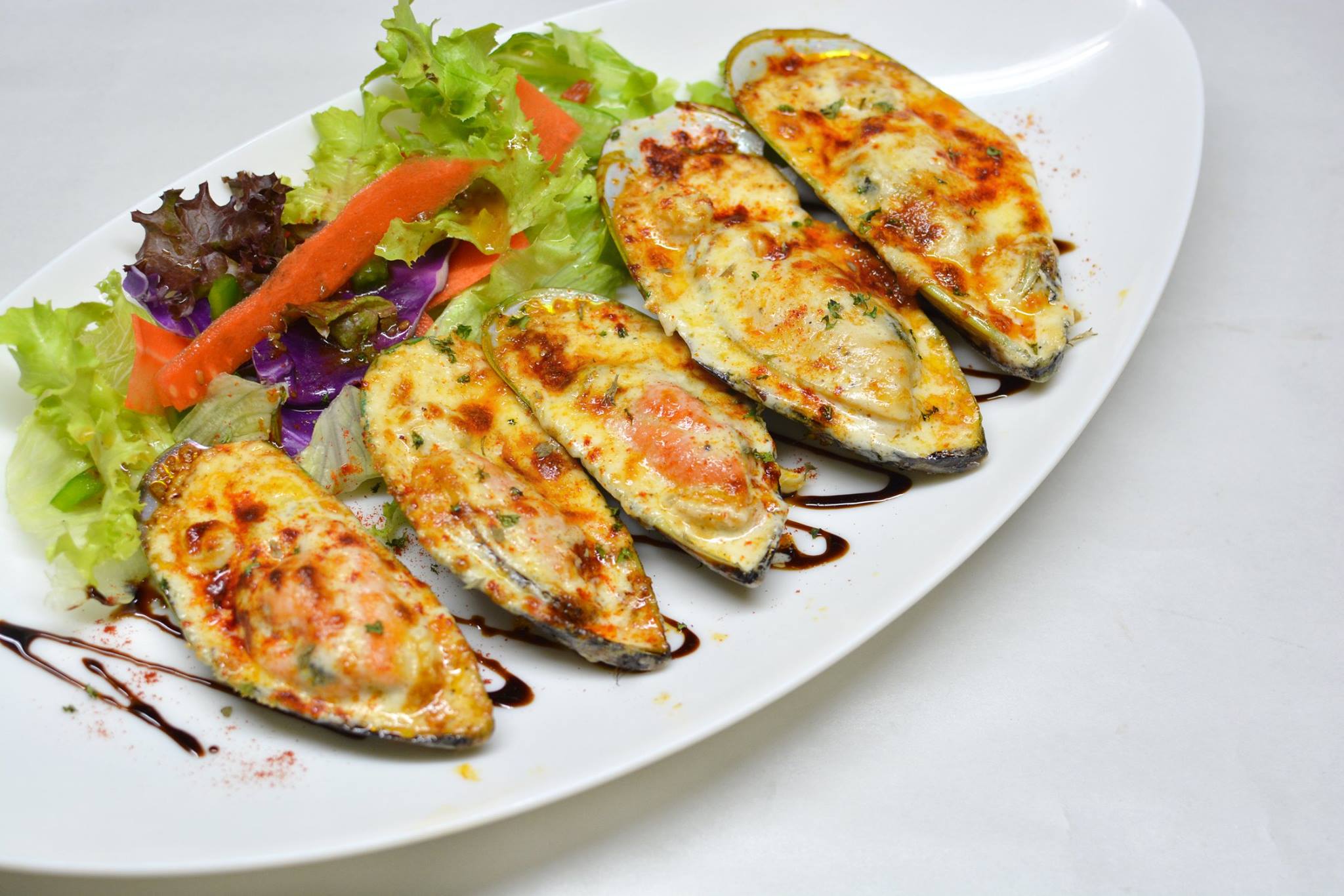 Grande Centre Point Ploenchit, ครัวจำแลง แปลงกาย, Sortrel Sathorn, บ้านน้ำเคียงดิน, ปลาอยู่เย็น, Samsen Villa, ครัวกรุงเทพ, Maldives Maodeep, Waterside Karaoke Restaurant, Little tree, The local Restaurant, Chocolate Ville, Ther Dining &amp; Bar, บ้านสุขนิยม, สวนอาหารบางบัว, แบมบูใหญ่, Craft Home , สวนอาหารซุ้มไผ่ เรโทร