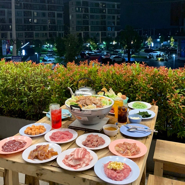 Everyday mookrata & cafe, นั่งปิ้ง หมูกระทะ, Sky grill หมูกระทะ, อารียา หมูกระทะ สาขา 3 รูฟท็อป, หมูกระทะคนรวย, หมูหมึกกุ้ง, Bargyuu, ปิ้งเนย บุฟเฟ่ต์ปิ้งย่างกระทะร้อน อโศก on-the-roof