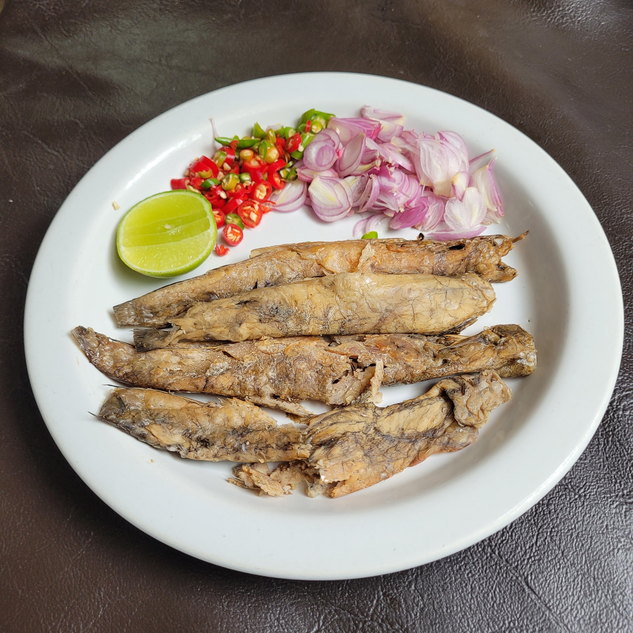 สะหวา, กลมกล่อม, ดอนญ่า, ต้นทาง, ครัวมะเรือง, ร้านข้าวต้ม 2500, เนินขุมทองการ์เด้นท์, นานหยวนบะหมี่เกี๊ยวกุ้ง, สาขากองบิน 56, ไก่ทอดเดชา, สาขาสนามบินหาดใหญ่, สบันงา, เหม่ยเหว่ย สาขาถนนสนามบิน, ร้านข้าวต้มมัดเนินขุมทอง คาเฟ่อาหารใต้