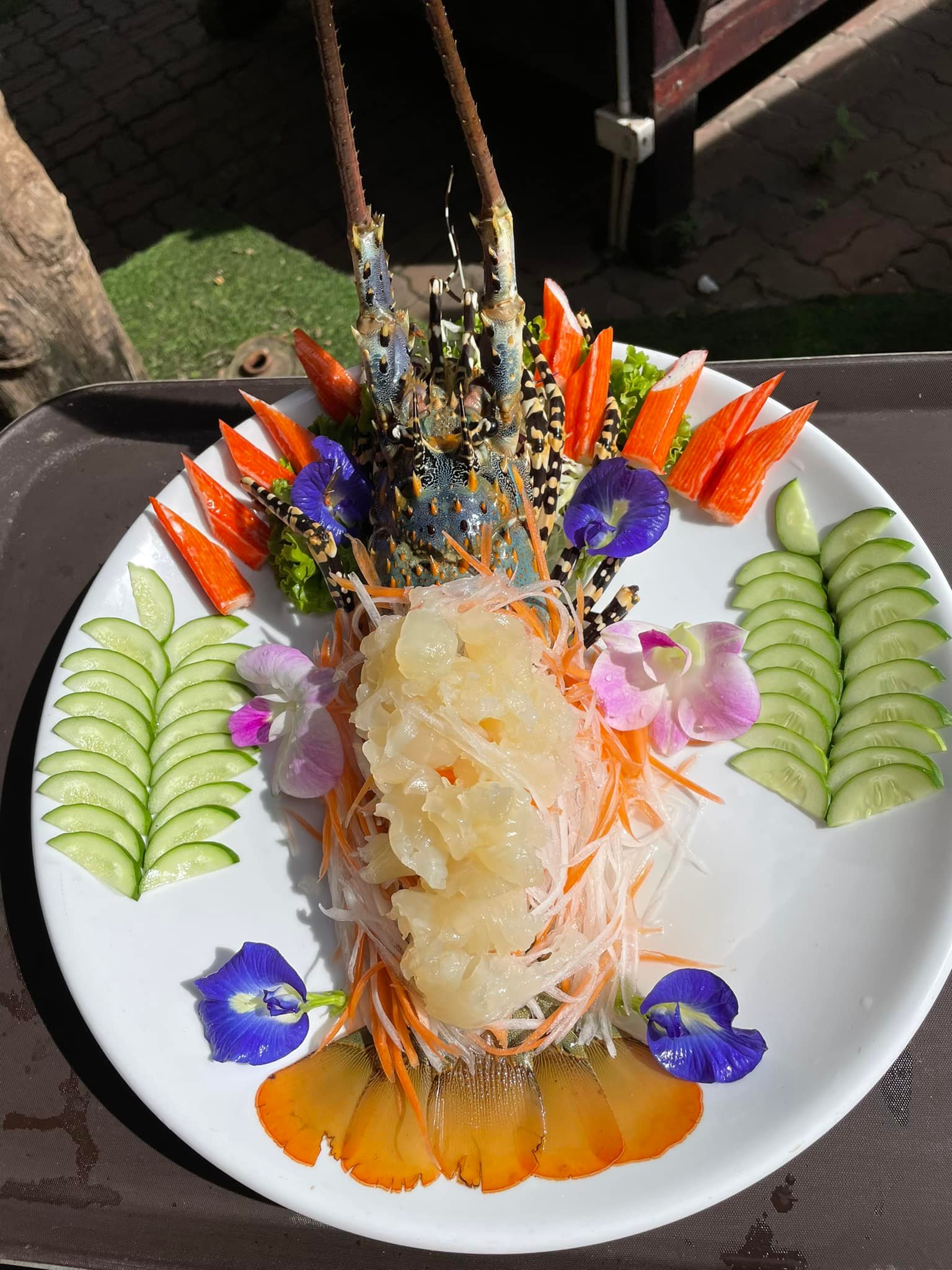 สะหวา, กลมกล่อม, ดอนญ่า, ต้นทาง, ครัวมะเรือง, ร้านข้าวต้ม 2500, เนินขุมทองการ์เด้นท์, นานหยวนบะหมี่เกี๊ยวกุ้ง, สาขากองบิน 56, ไก่ทอดเดชา, สาขาสนามบินหาดใหญ่, สบันงา, เหม่ยเหว่ย สาขาถนนสนามบิน, ร้านข้าวต้มมัดเนินขุมทอง คาเฟ่อาหารใต้