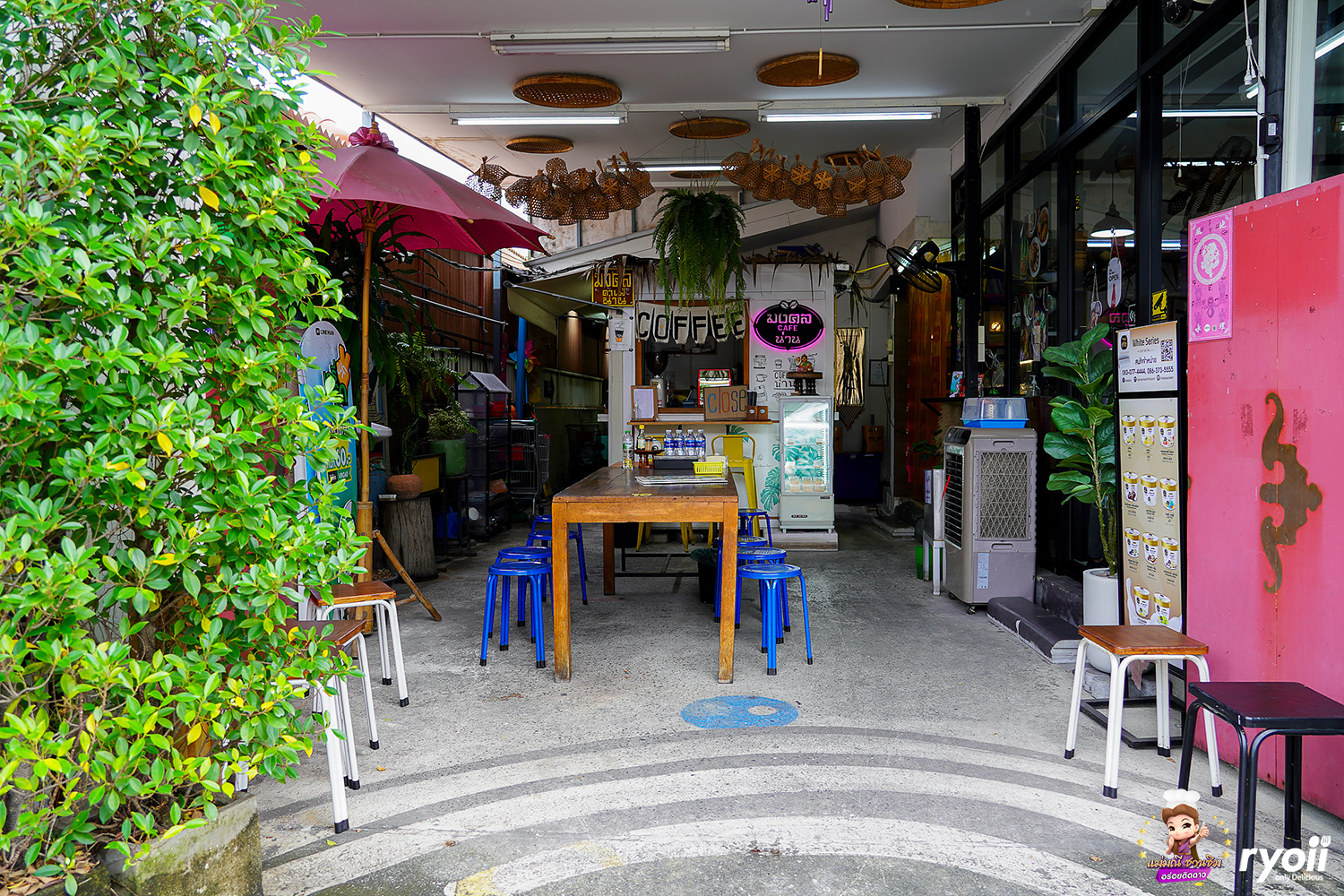 ล้าน เหนือ-น่าน อาหารเหนือ, เนื้อเหนือ Neua.Neur.Bkk, ต๋องเต็มโต๊ะ, สาขาพุทธมณฑล สาย 2, อองตอง ข้าวซอย, ละอ่อน น้ำเงี้ยว อาหารเหนือ, เฮือนลำพูน, รัชดาอาหารเหนือ, ร้านลำแต๊ๆ อาหารพื้นเมือง, ข้าวซอยลำดวนฟ้าฮ่ามเชียงใหม่, สาขาวิภาวดีรังสิต 58, หอมด่วน, ต๊ะต่อนยอน, Cr. ภาพทั้งหมดจาก Facebook ต๊ะต่อนยอน อาหารเหนือ, ฮ้านจาวเหนือ, ต๋องเหนือ Express, ข้าวซอยเชียงใหม่ ตรงข้ามกรมศุลกากร, ครัวเจียงใหม่, ครัวมะแข่น, กาดหลวง มินิ