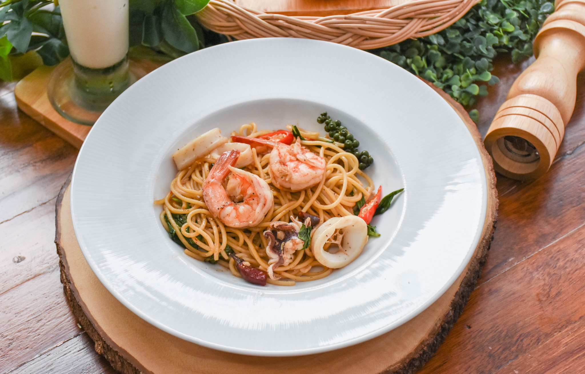 9 Salads ร้านอาหารนายน์สลัด, Kojiro Japanese Cuisine, ตามใจปรารถนา - As You Wish, Mychef Box, Suzuran sushi, บ้านสวย ในสวน, ครัวไผ่เขียว, สวนอาหารริมน้ำอนุสรา เลควิว 18, จุ่มดาดโพนยางคำ, สาขารามอินทรา 40, Blacksugar CAFE BKK, ร้าน นาย ต.เนื้อตุ๋น-วัชรพล, @19Food&amp;Farm, ซินจ่าวอาหารเวียดนาม, Chocolate Ville, Sushi Ken Ken, ครัว แสงดาวเสือ, บึงนวมินทร์, Stitch &amp; Hammer Cafe, Hiro Keki Thailand