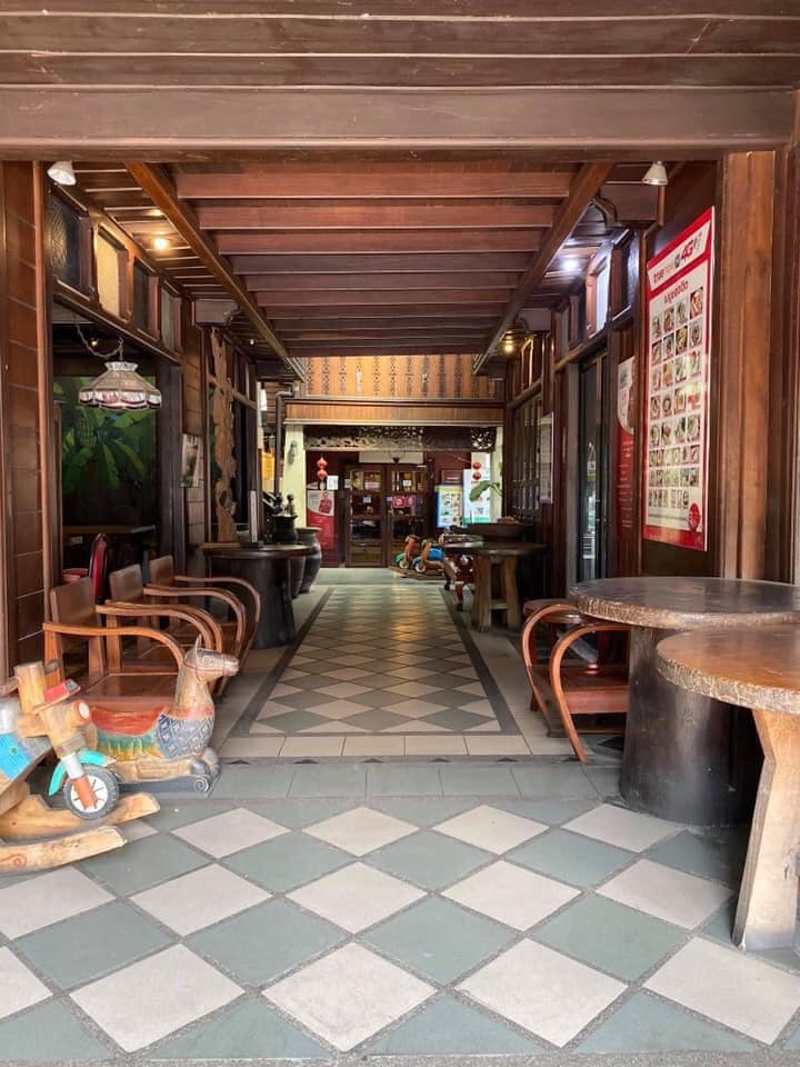 ครัวมายโฮม, กระทะ Kitchen, มอร์นิ่งอุบลฯ, ลาบคุณแหม๋ว, อินโดจีน, ชมจันทร์, ข้าวต้มสันติ โภชนา, หงษ์ฟ้าภัตตาคาร