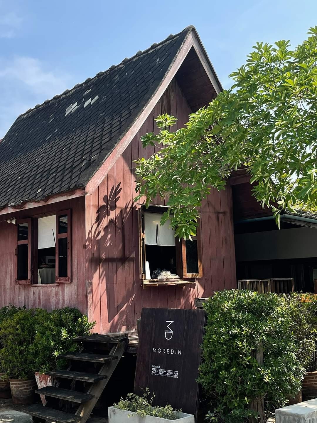 อะนะตะการ์เดนชิล, ดาวคะนองลำพูน, เฮียจั๊ว เกาเหลาเลือดหมู, ข้าวซอยบ้านยอง, ขนมเส้นหม้อดิน, Lap-Lungnil Fanpage-ร้านลาบลุงนิล ลำพูน, ร้านอาหาร ม่วนใจ๋ปลาจุ่ม ลำพูน, ก๋วยเตี๋ยวหมูตุ๋นลำไย, ก๋วยเตี๋ยวคุณแดง, เตี๋ยวสุขใจ “อัพเกรด”, My Vietnam Lamphun - มายเวียดนามลำพูน, NA TEA TIME, Chef's house